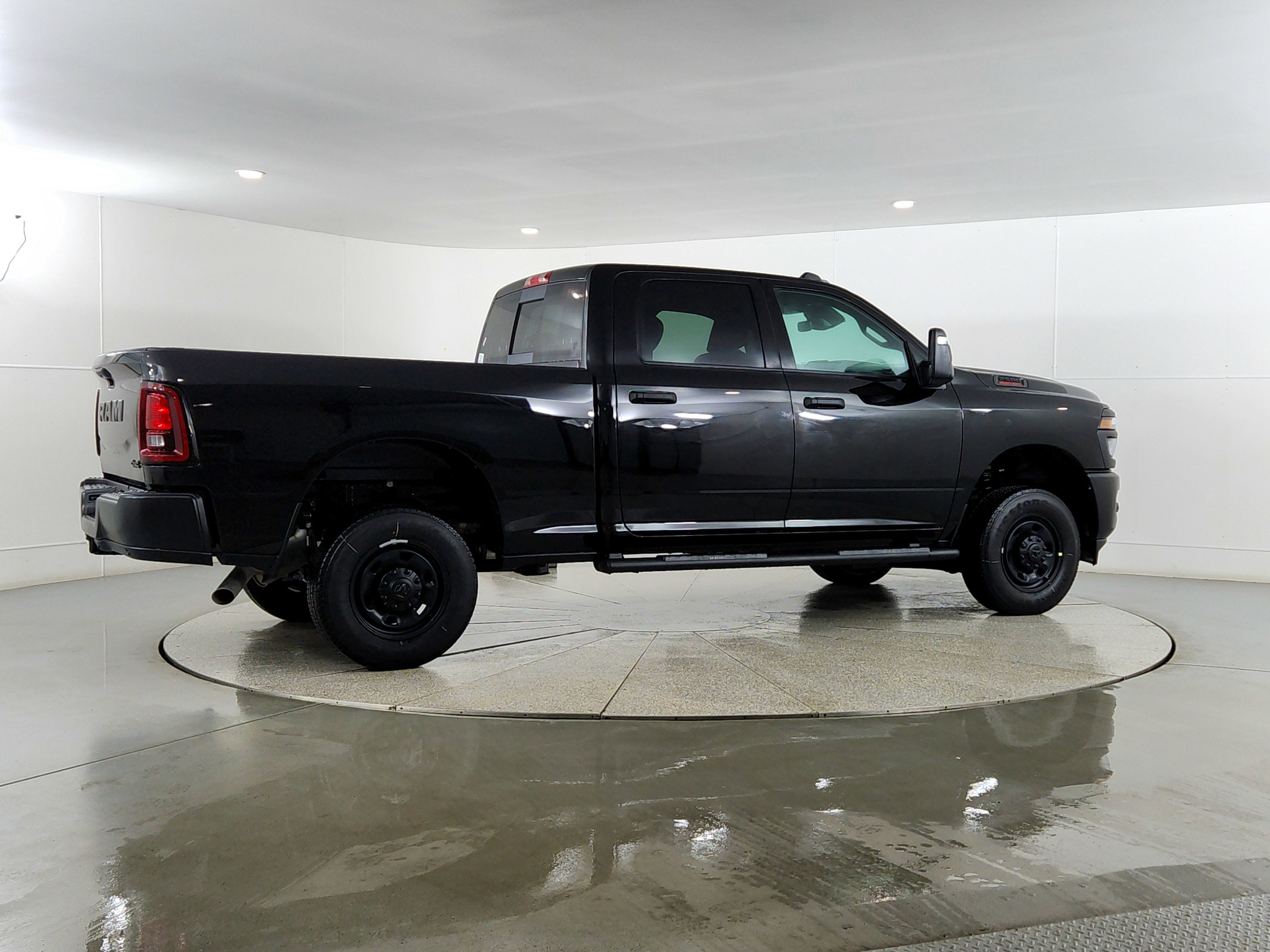 2026 RAM Ram 2500 RAM 2500 TRADESMAN CREW CAB 4X4 (149 IN WB 6 FT 4 IN BOX)