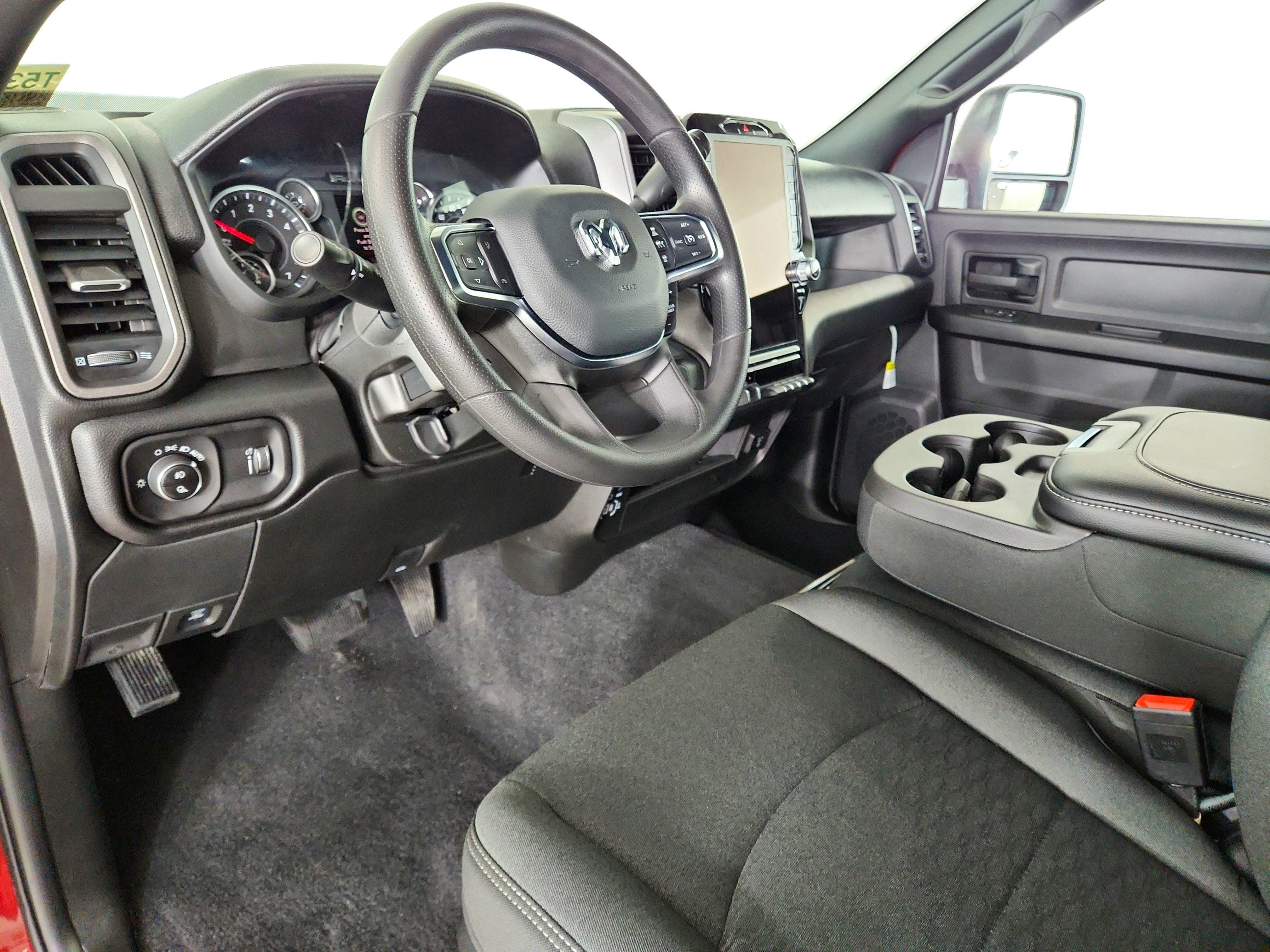 2026 RAM Ram 2500 RAM 2500 TRADESMAN CREW CAB 4X4 (149 IN WB 6 FT 4 IN BOX)