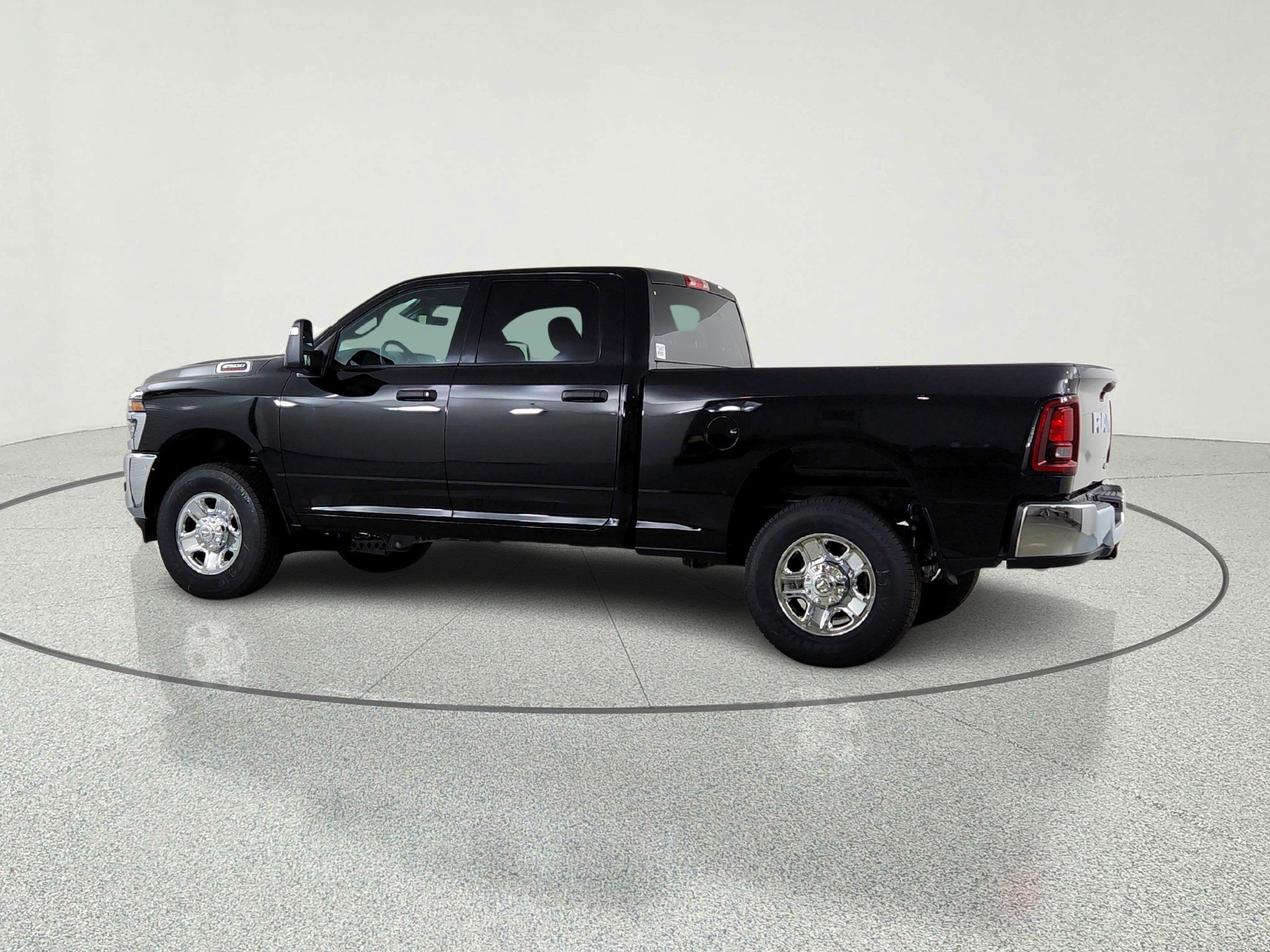 2026 RAM Ram 2500 RAM 2500 TRADESMAN CREW CAB 4X4 (149 IN WB 6 FT 4 IN BOX)