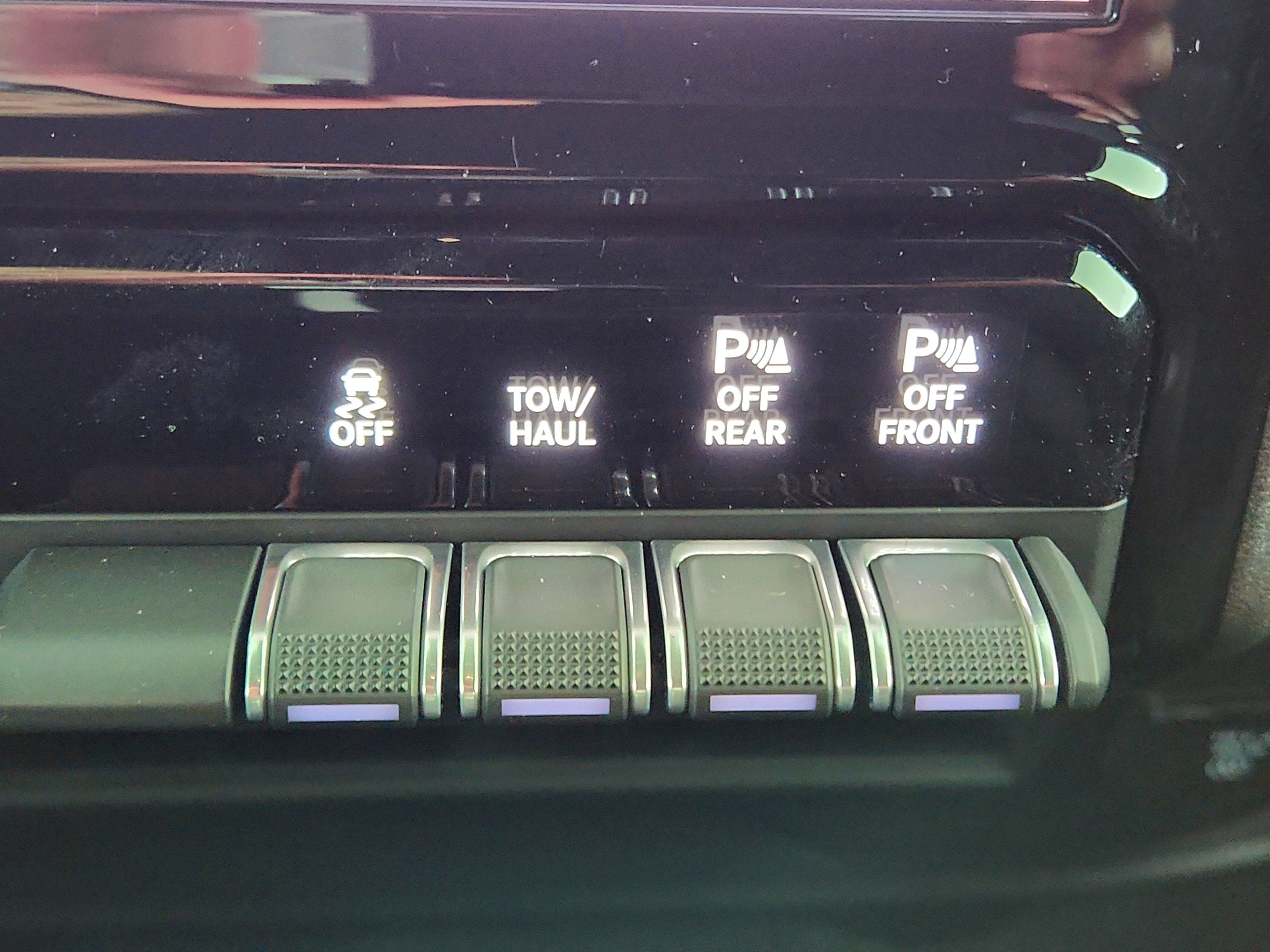 2026 RAM Ram 2500 RAM 2500 TRADESMAN CREW CAB 4X4 (149 IN WB 6 FT 4 IN BOX)