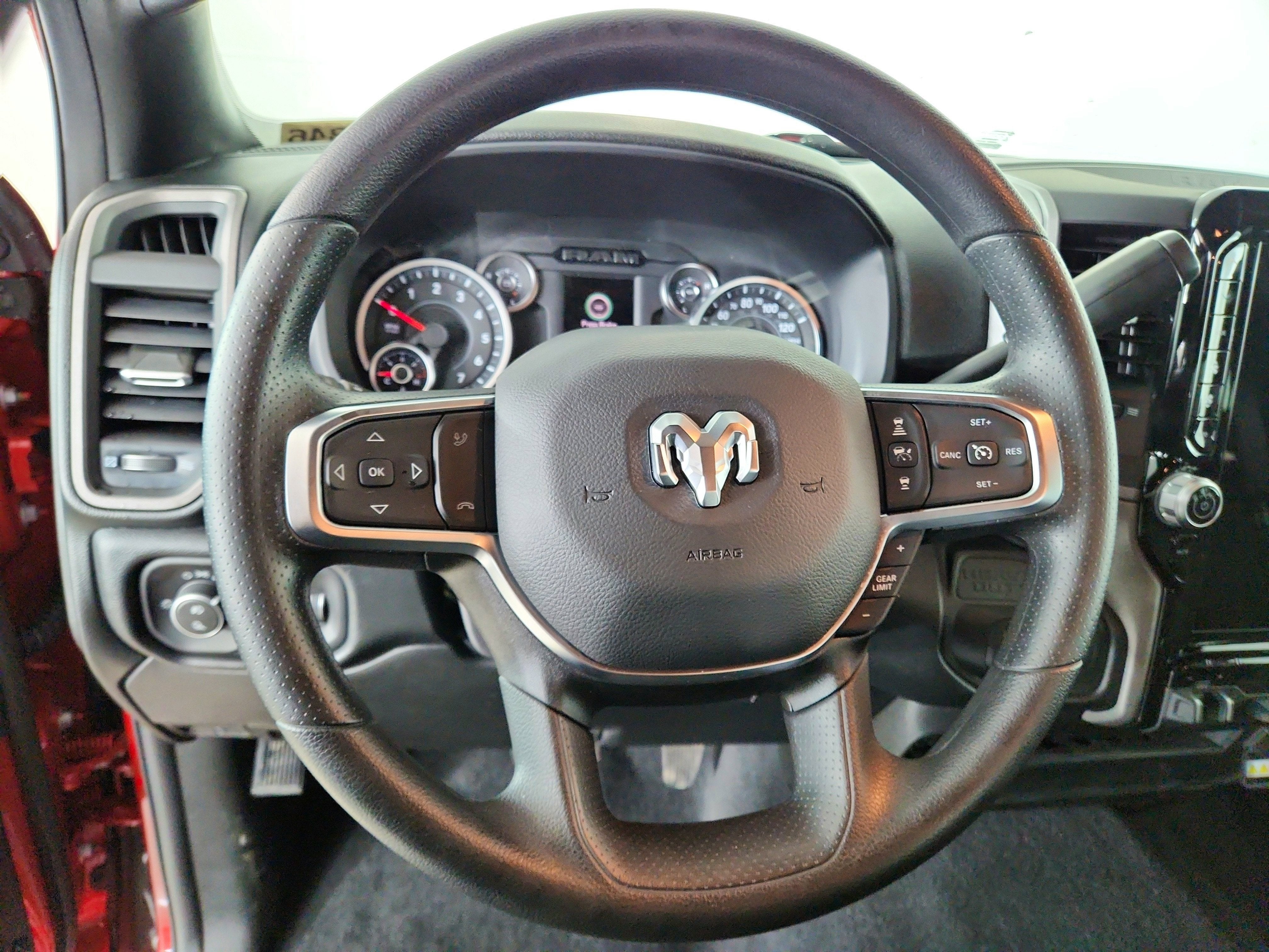 2026 RAM Ram 2500 RAM 2500 TRADESMAN CREW CAB 4X4 (149 IN WB 6 FT 4 IN BOX)