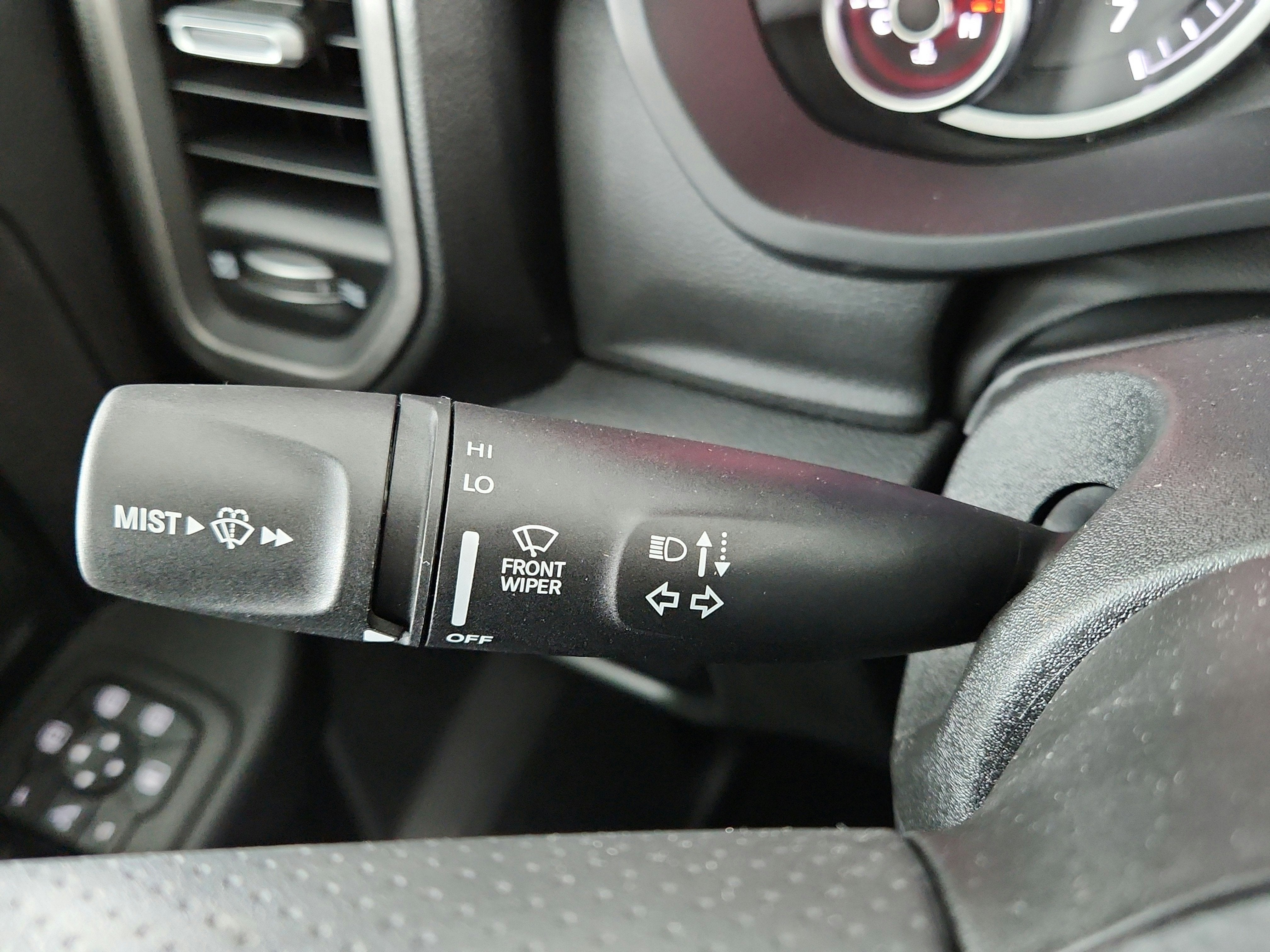 2026 RAM Ram 2500 RAM 2500 TRADESMAN CREW CAB 4X4 (149 IN WB 6 FT 4 IN BOX)