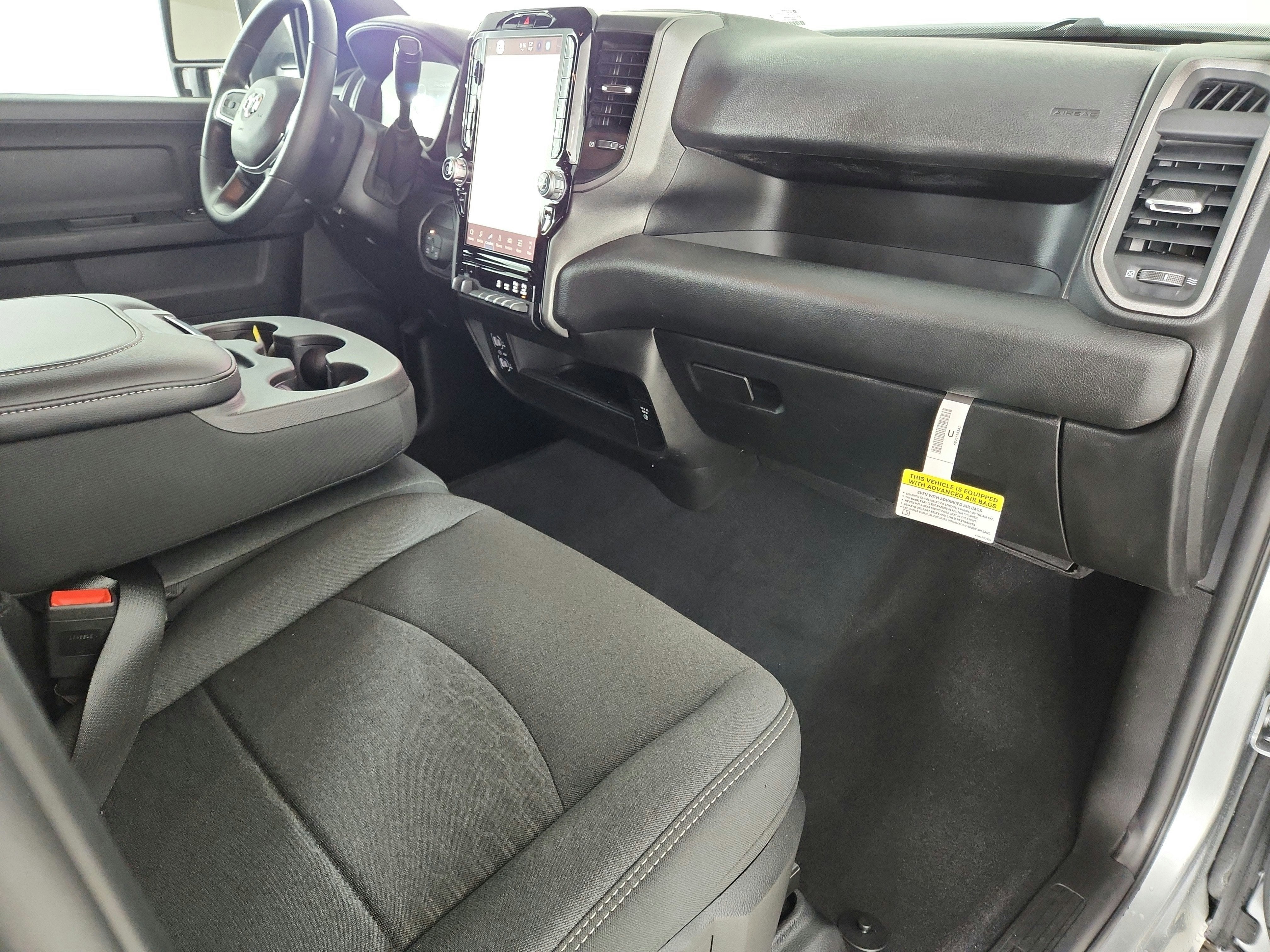 2026 RAM Ram 2500 RAM 2500 TRADESMAN CREW CAB 4X4 (149 IN WB 6 FT 4 IN BOX)