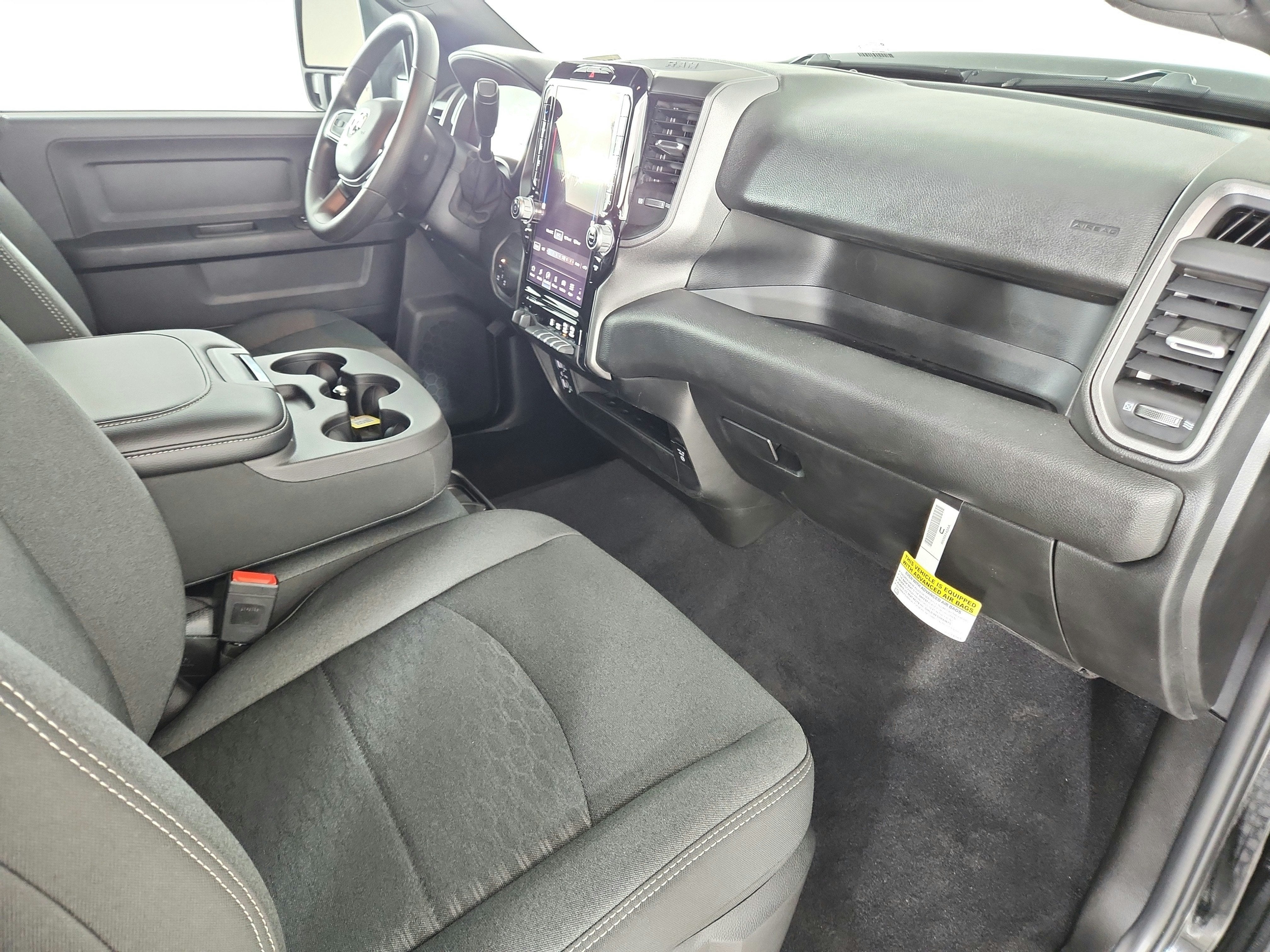 2027 RAM Ram 2500 Black Express 4x4 Crew Cab 6'4" Box