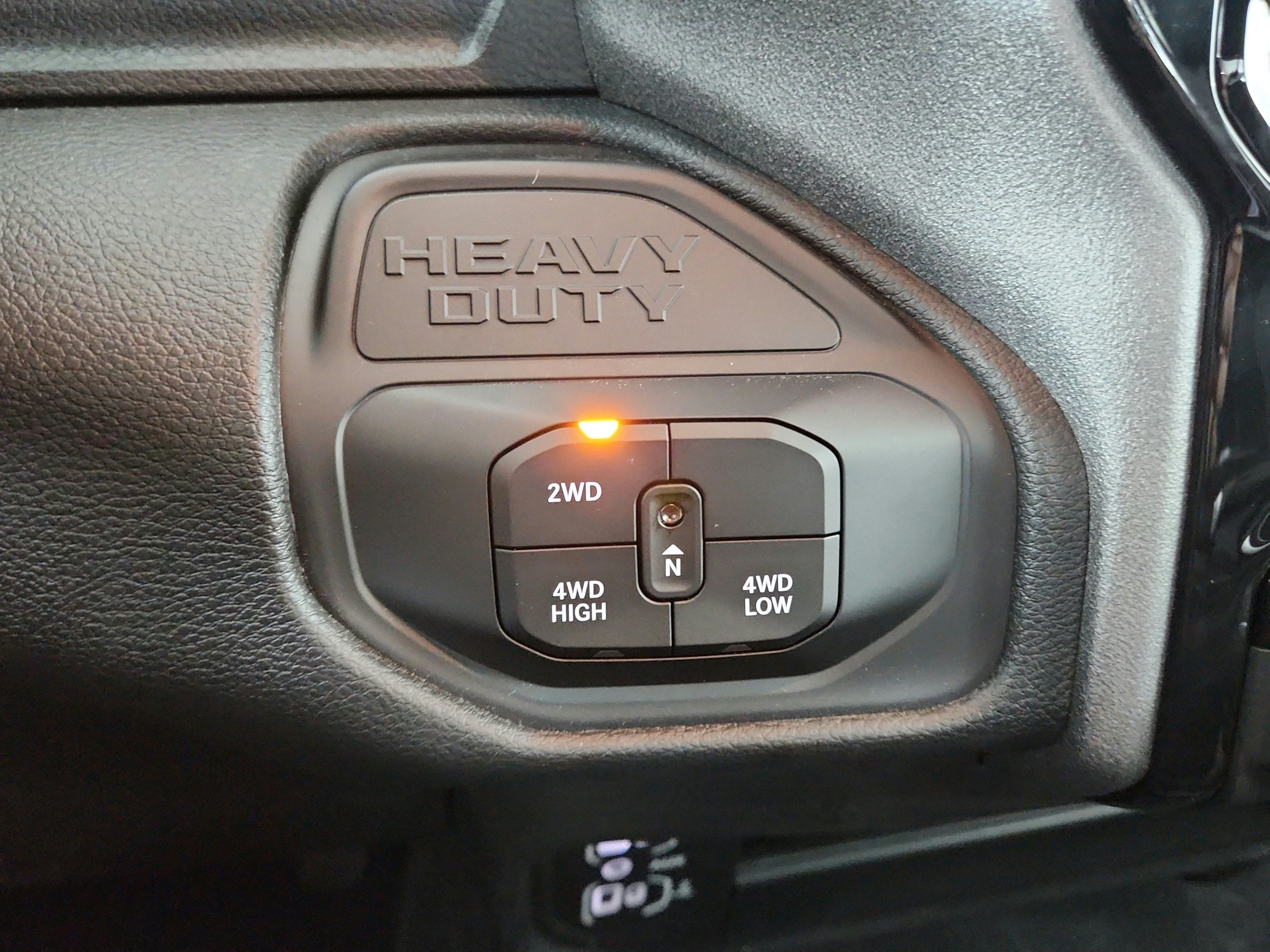 2027 RAM Ram 2500 Black Express 4x4 Crew Cab 6'4" Box