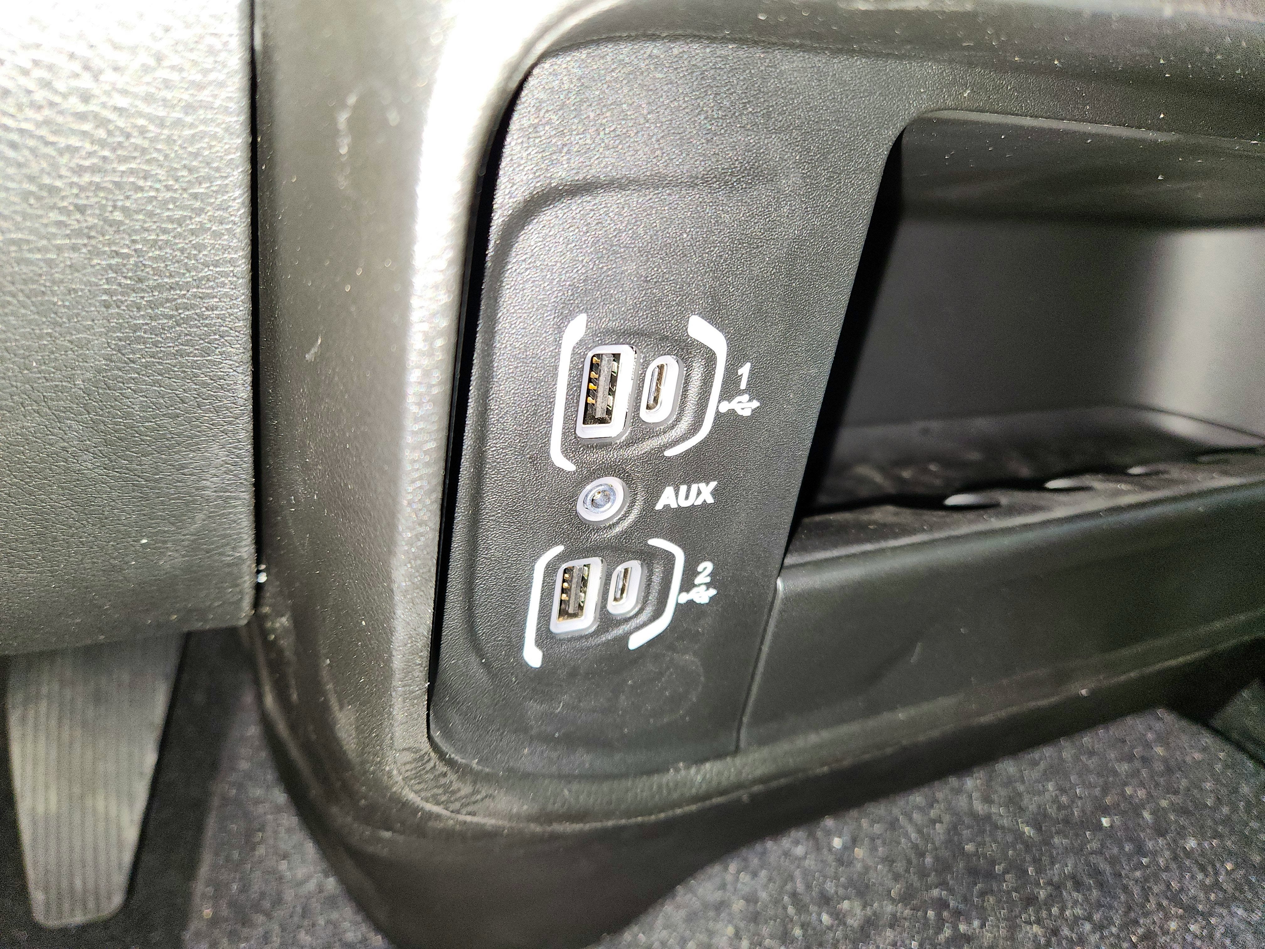 2026 RAM Ram 2500 RAM 2500 TRADESMAN CREW CAB 4X4 (149 IN WB 6 FT 4 IN BOX)