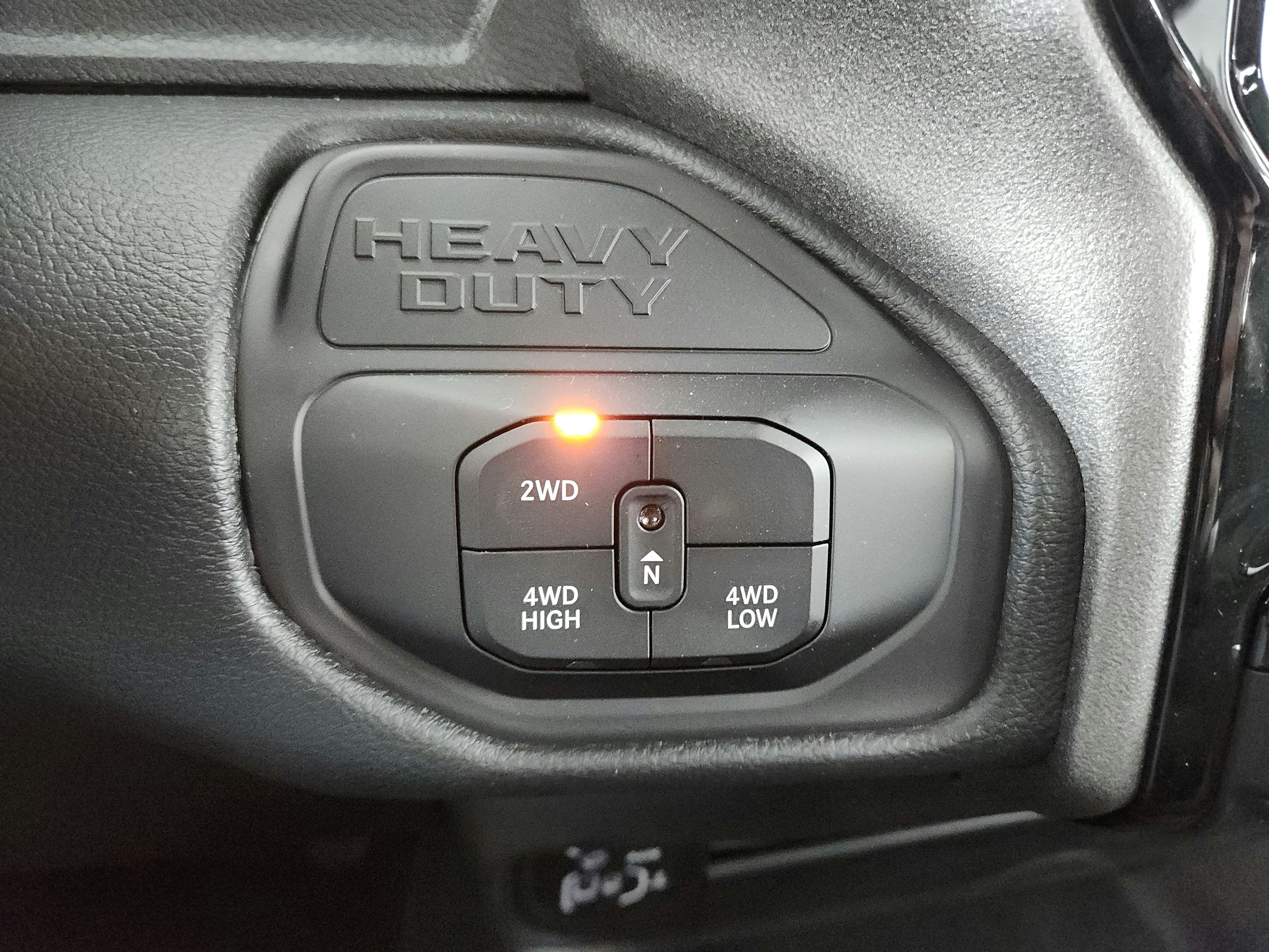 2027 RAM Ram 2500 Black Express 4x4 Crew Cab 6'4" Box