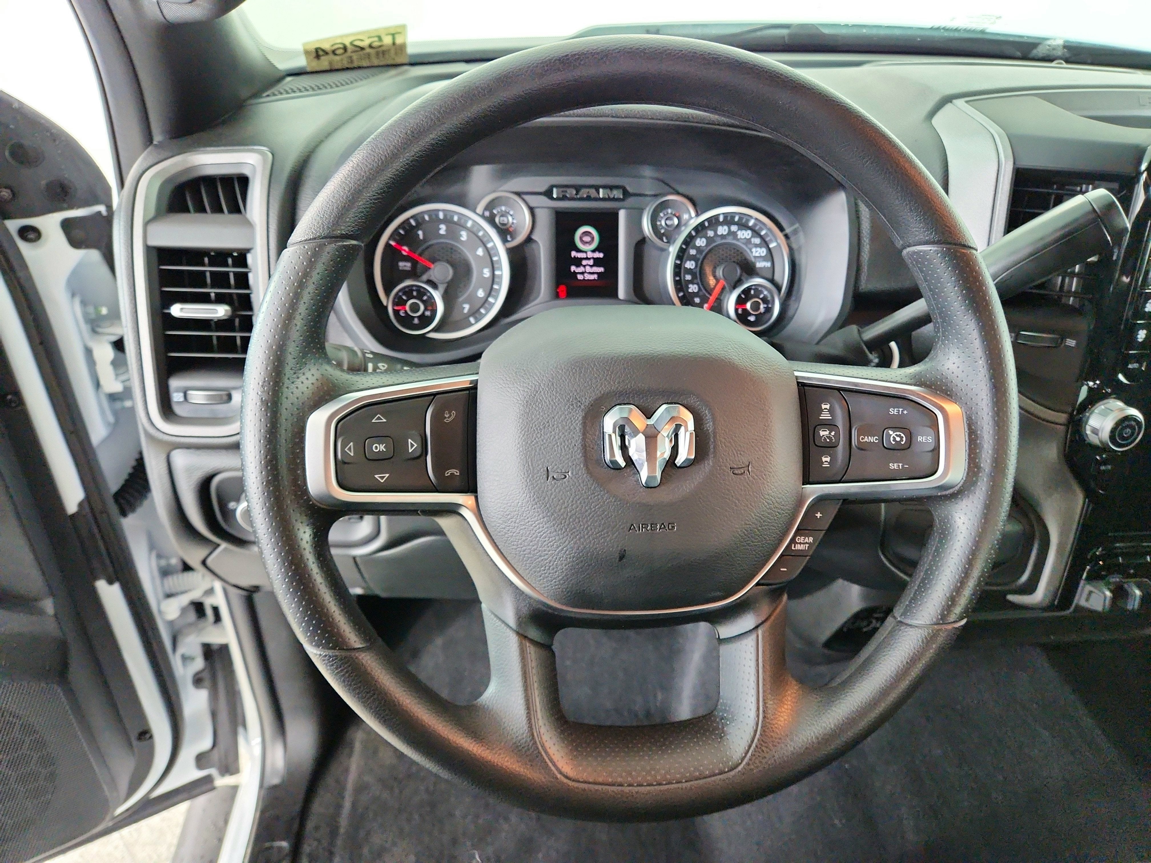 2026 RAM Ram 2500 RAM 2500 TRADESMAN CREW CAB 4X4 (149 IN WB 6 FT 4 IN BOX)