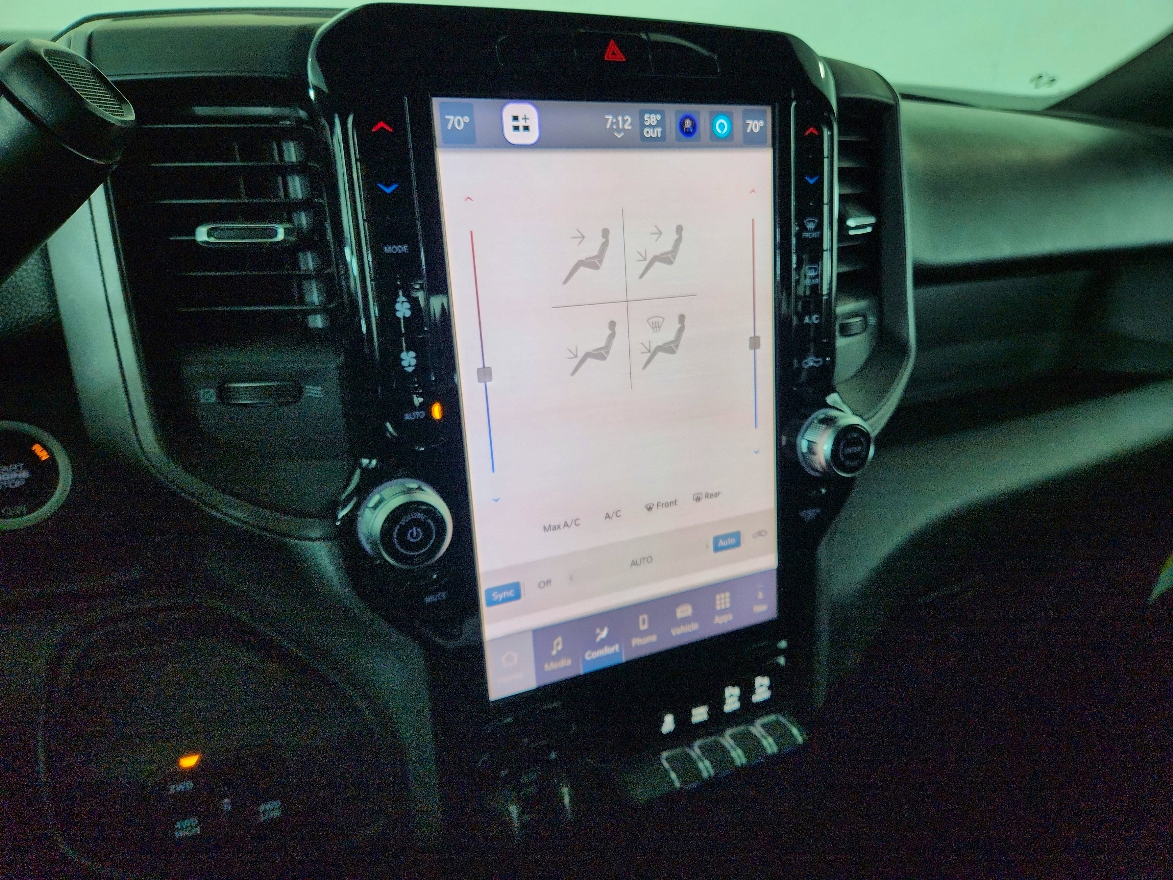 2026 RAM Ram 2500 RAM 2500 TRADESMAN CREW CAB 4X4 (149 IN WB 6 FT 4 IN BOX)