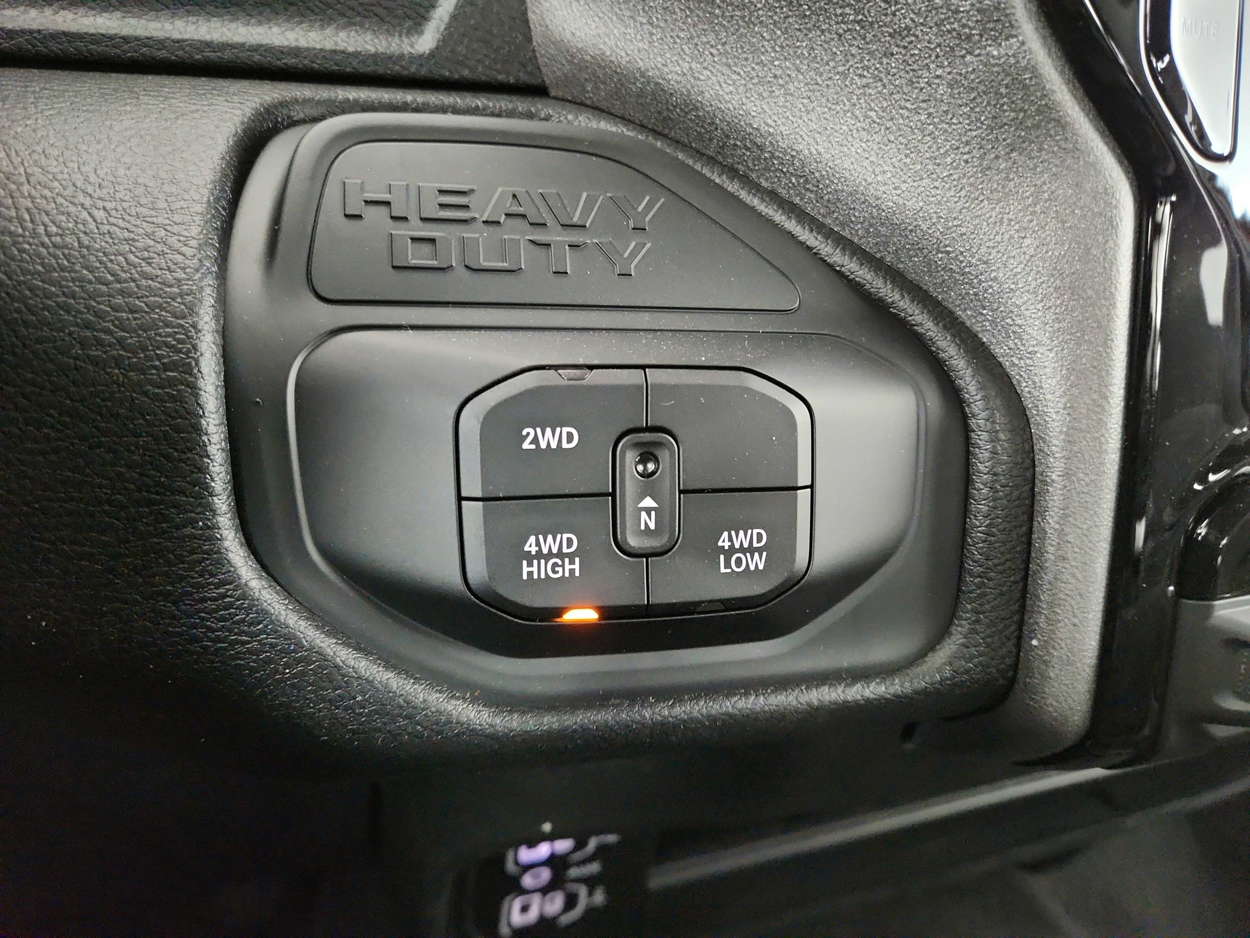 2026 RAM Ram 2500 RAM 2500 TRADESMAN CREW CAB 4X4 (149 IN WB 6 FT 4 IN BOX)