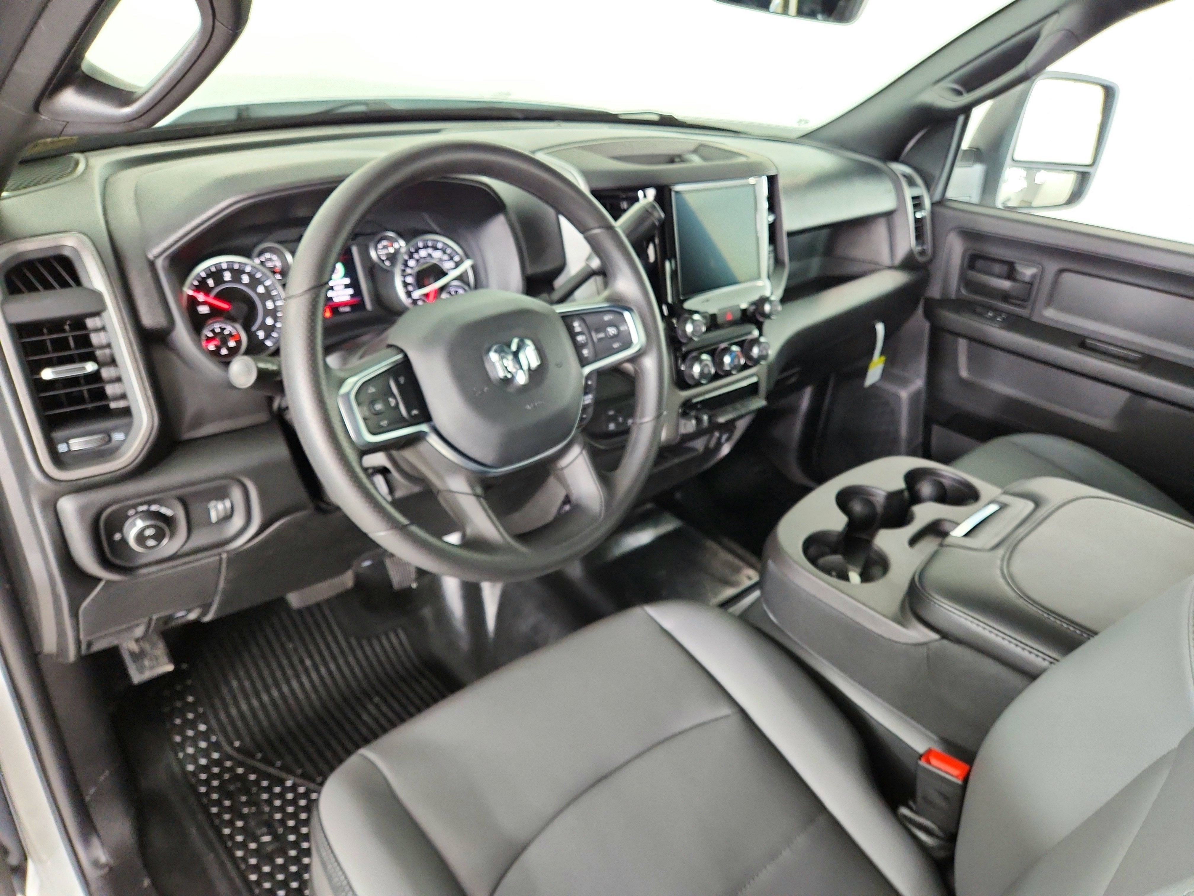 2026 RAM Ram 2500 RAM 2500 TRADESMAN CREW CAB 4X4 (149 IN WB 6 FT 4 IN BOX)