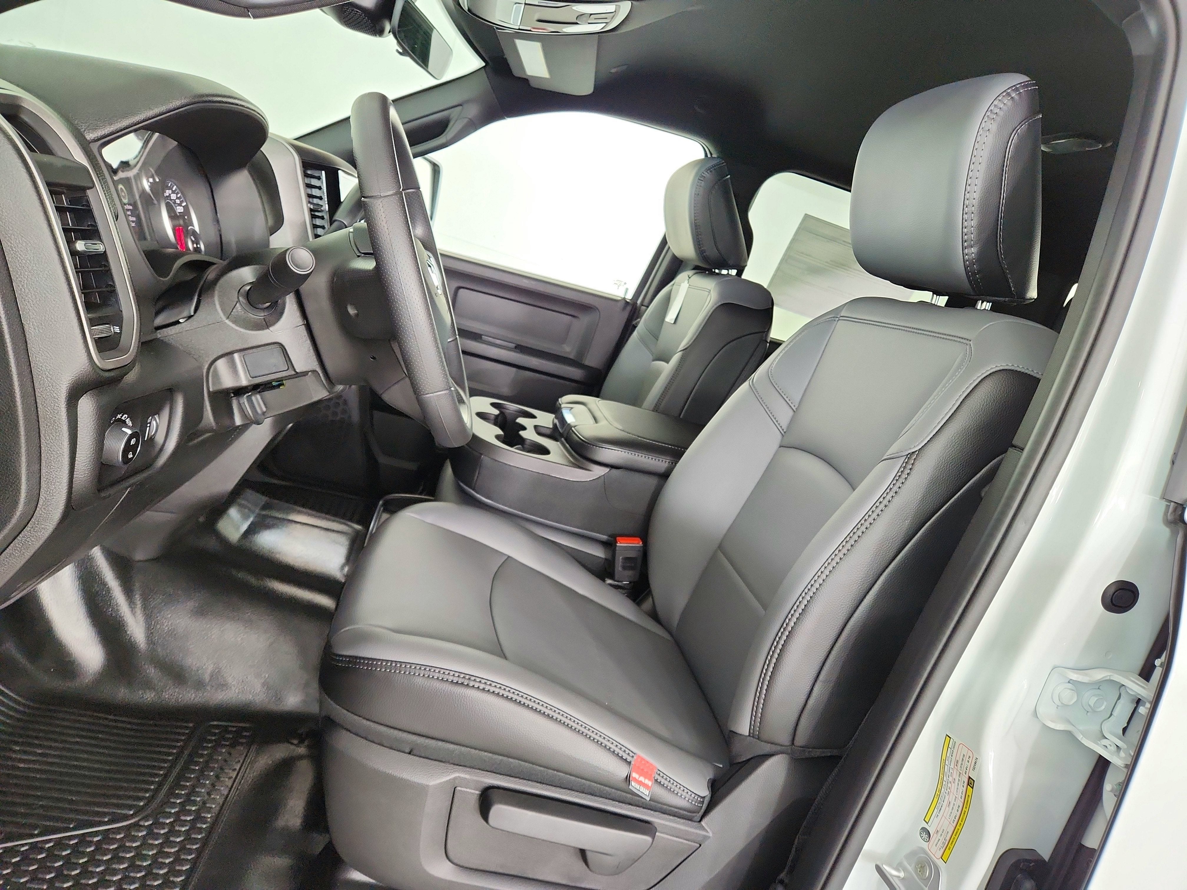 2026 RAM Ram 2500 RAM 2500 TRADESMAN CREW CAB 4X4 (149 IN WB 6 FT 4 IN BOX)