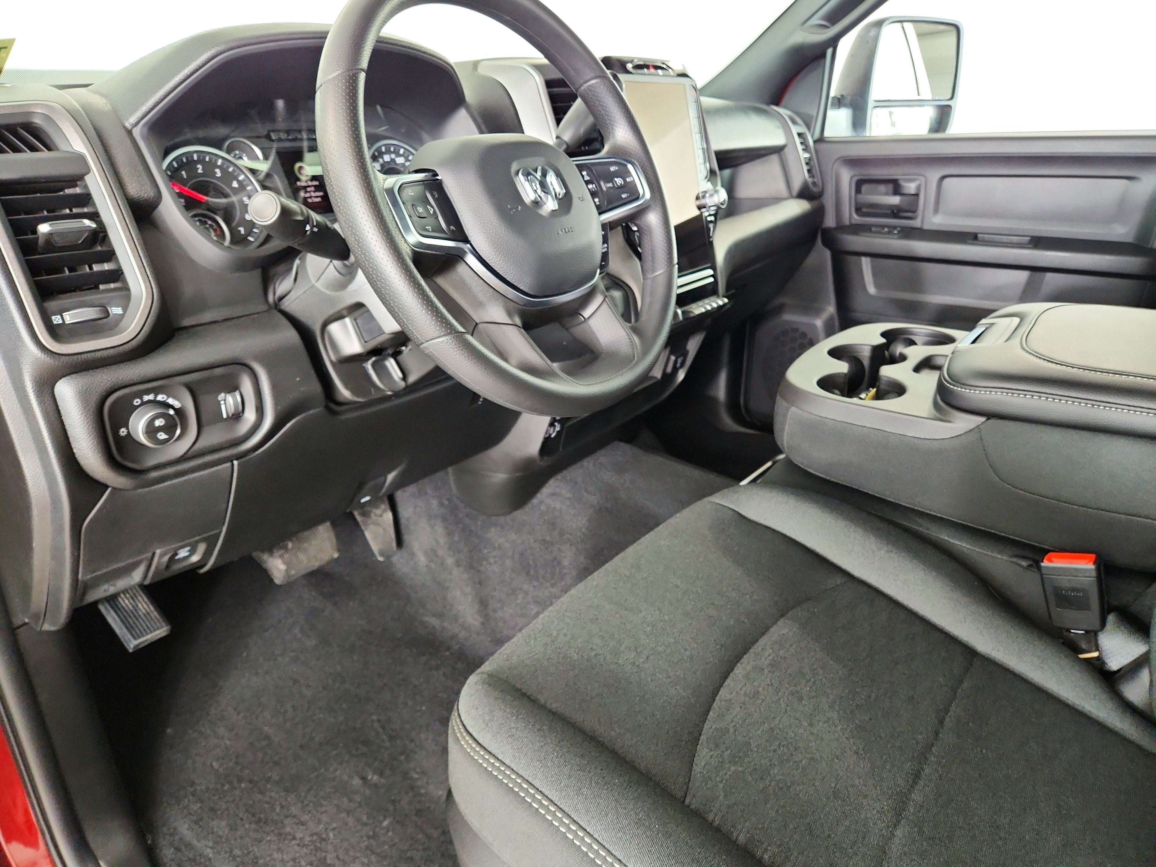 2026 RAM Ram 2500 RAM 2500 TRADESMAN CREW CAB 4X4 (149 IN WB 6 FT 4 IN BOX)