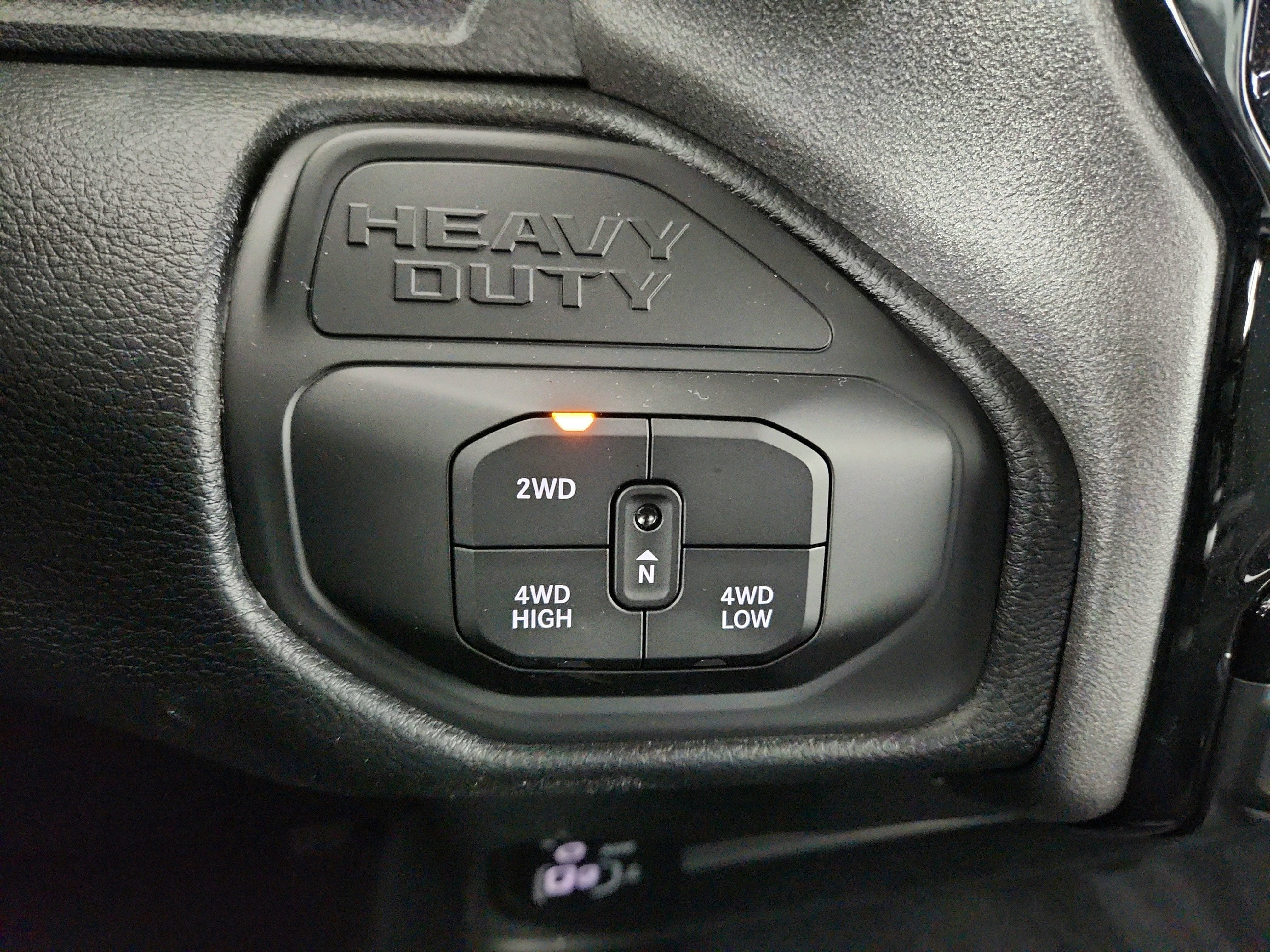 2026 RAM Ram 2500 RAM 2500 TRADESMAN CREW CAB 4X4 (149 IN WB 6 FT 4 IN BOX)