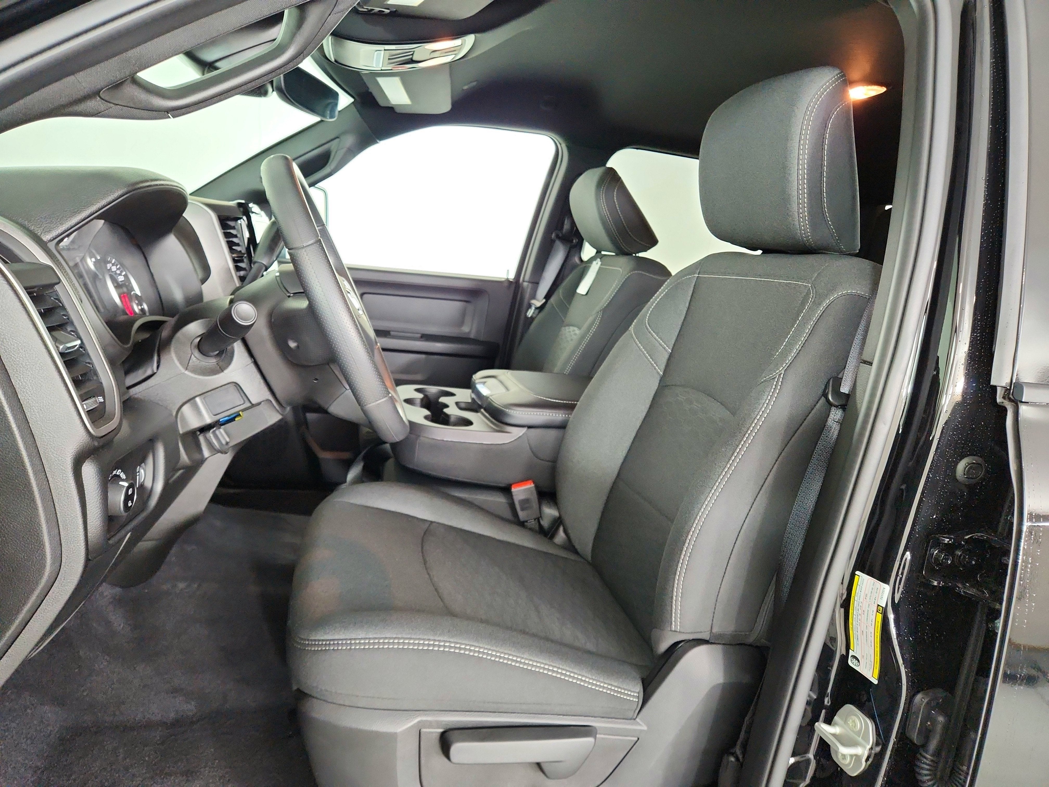 2026 RAM Ram 2500 RAM 2500 TRADESMAN CREW CAB 4X4 (149 IN WB 6 FT 4 IN BOX)