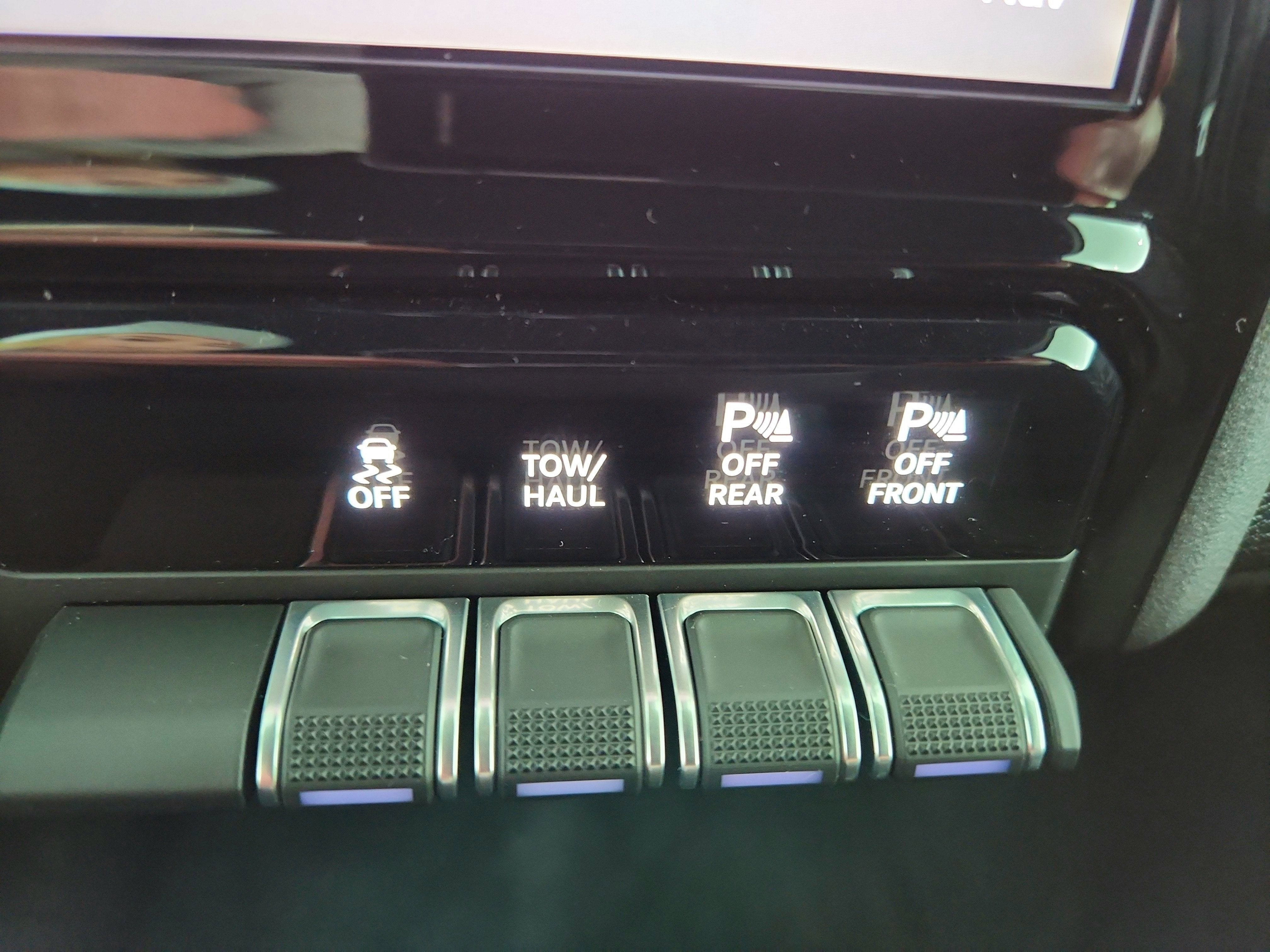 2026 RAM Ram 2500 RAM 2500 TRADESMAN CREW CAB 4X4 (149 IN WB 6 FT 4 IN BOX)