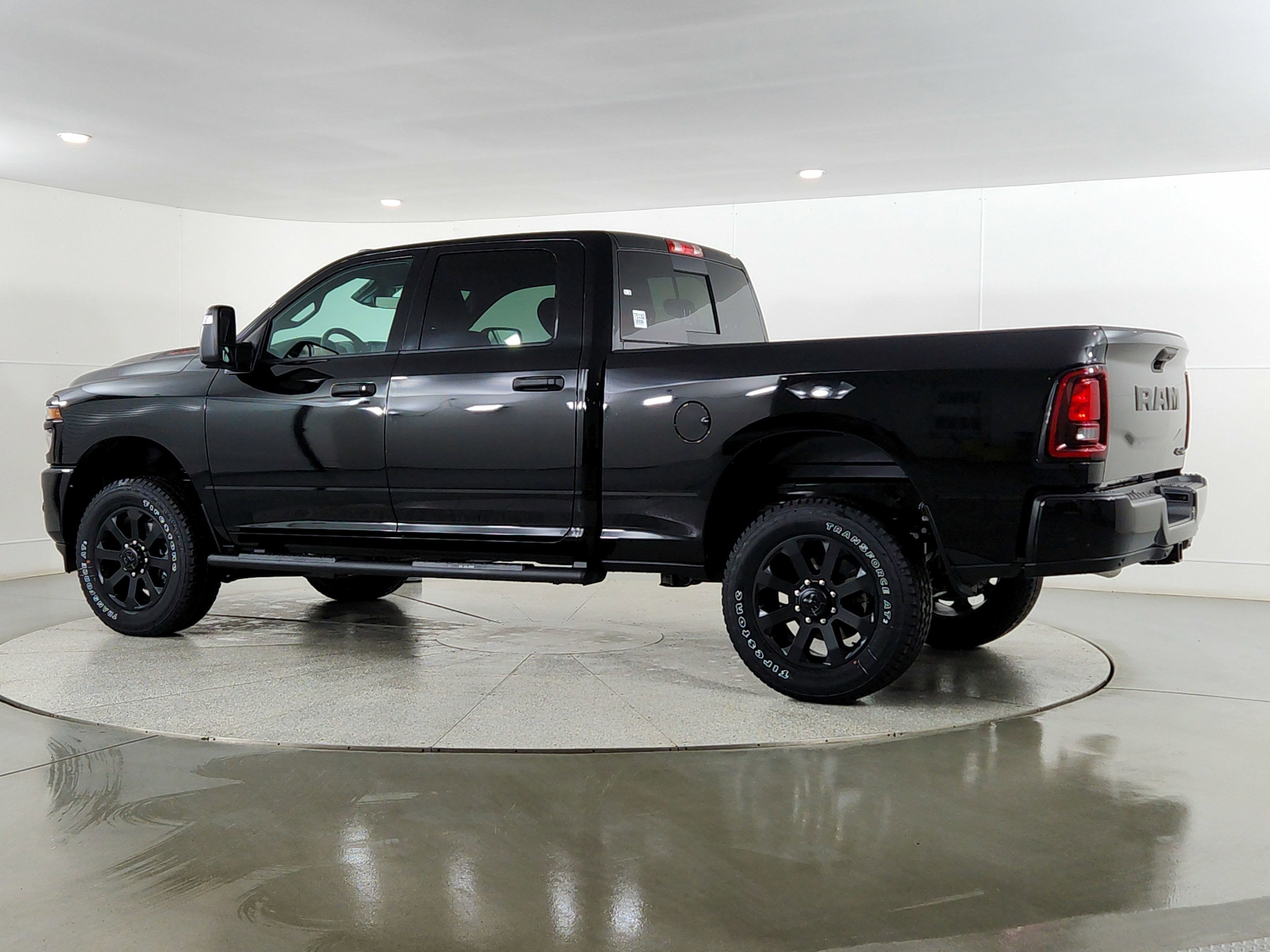 2026 RAM Ram 2500 RAM 2500 TRADESMAN CREW CAB 4X4 (149 IN WB 6 FT 4 IN BOX)