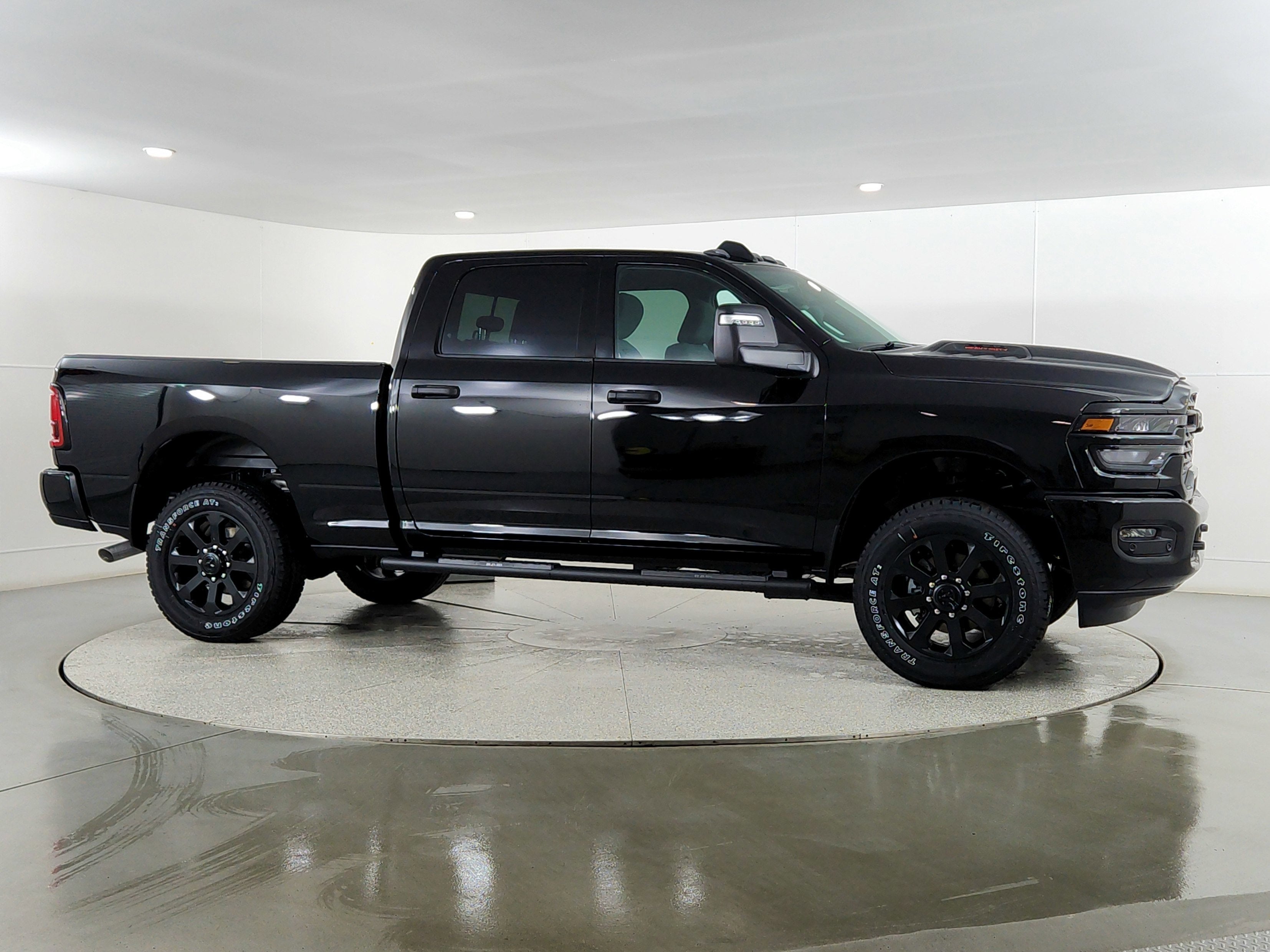 2026 RAM Ram 2500 RAM 2500 TRADESMAN CREW CAB 4X4 (149 IN WB 6 FT 4 IN BOX)