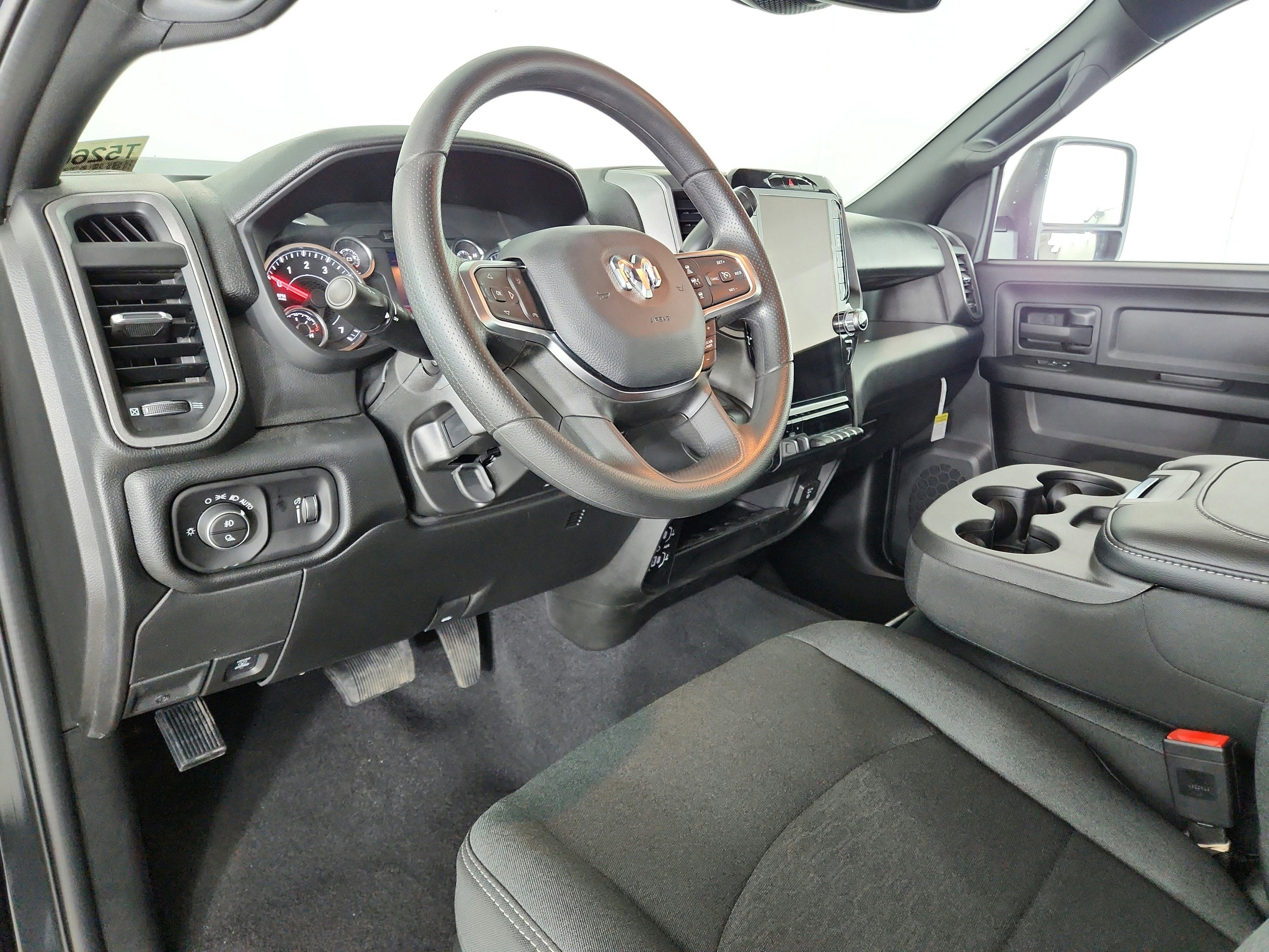 2026 RAM Ram 2500 RAM 2500 TRADESMAN CREW CAB 4X4 (149 IN WB 6 FT 4 IN BOX)