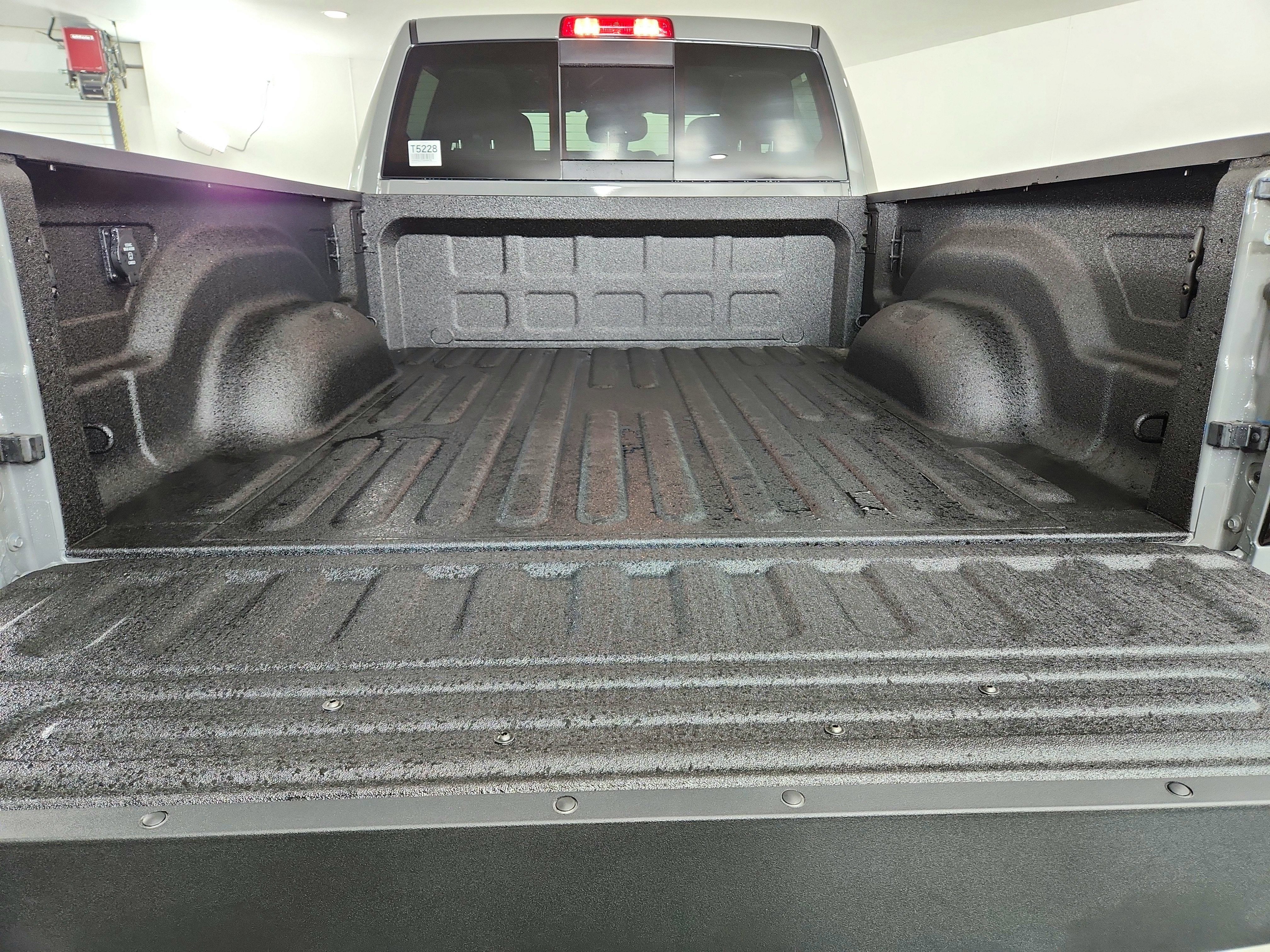 2026 RAM Ram 2500 RAM 2500 TRADESMAN CREW CAB 4X4 (149 IN WB 6 FT 4 IN BOX)