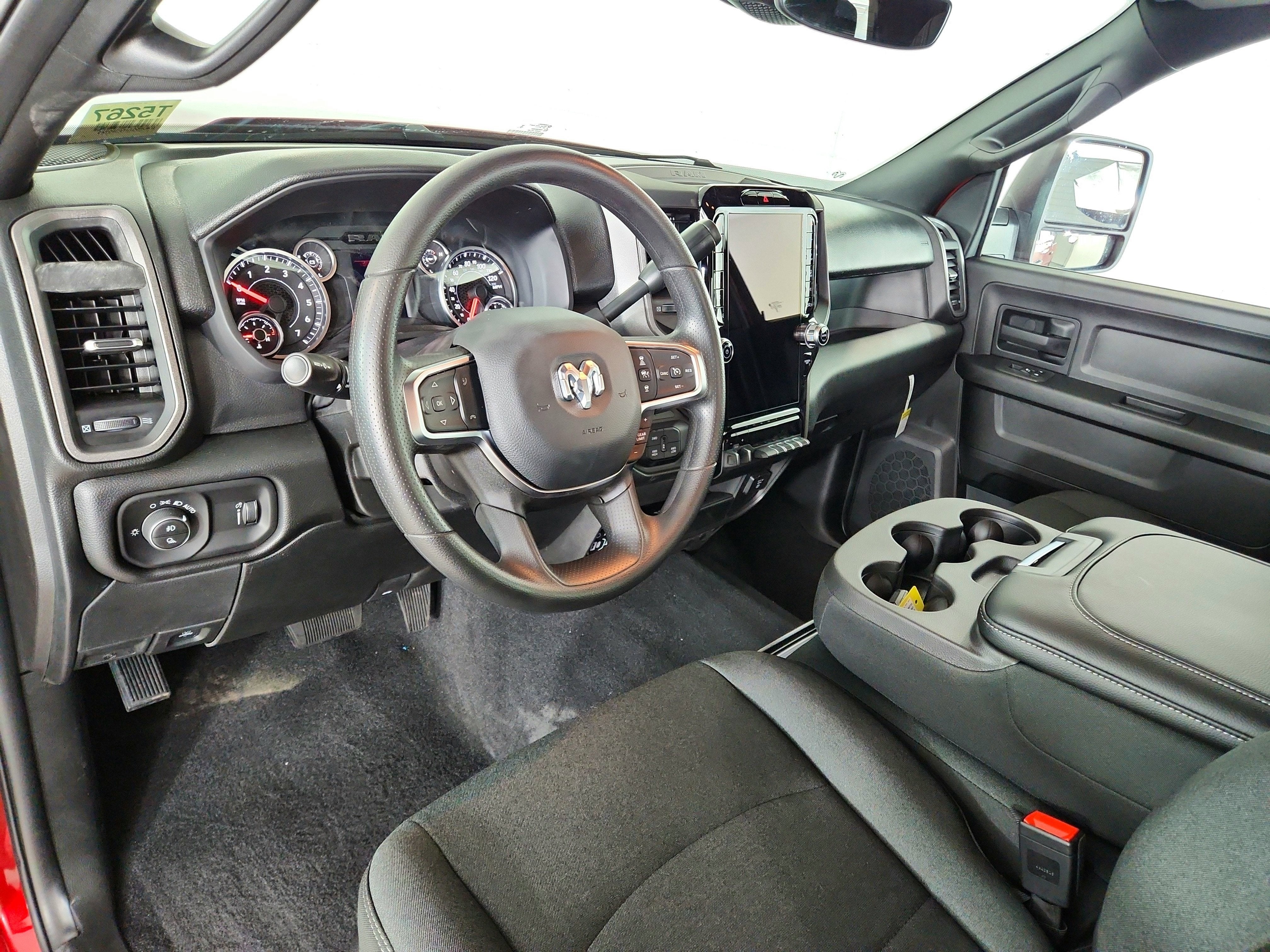 2026 RAM Ram 2500 RAM 2500 TRADESMAN CREW CAB 4X4 (149 IN WB 6 FT 4 IN BOX)