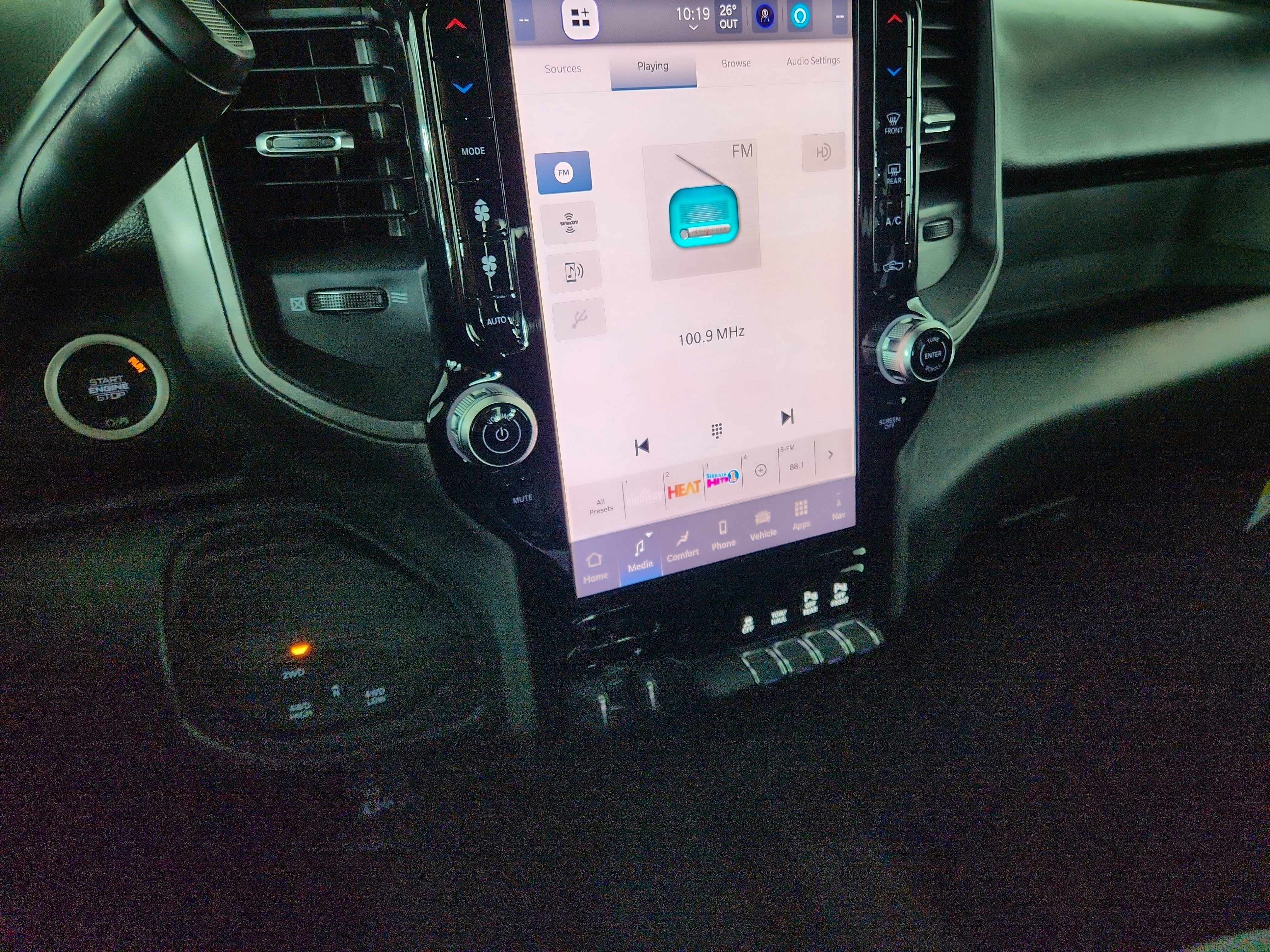 2026 RAM Ram 2500 RAM 2500 TRADESMAN CREW CAB 4X4 (149 IN WB 6 FT 4 IN BOX)