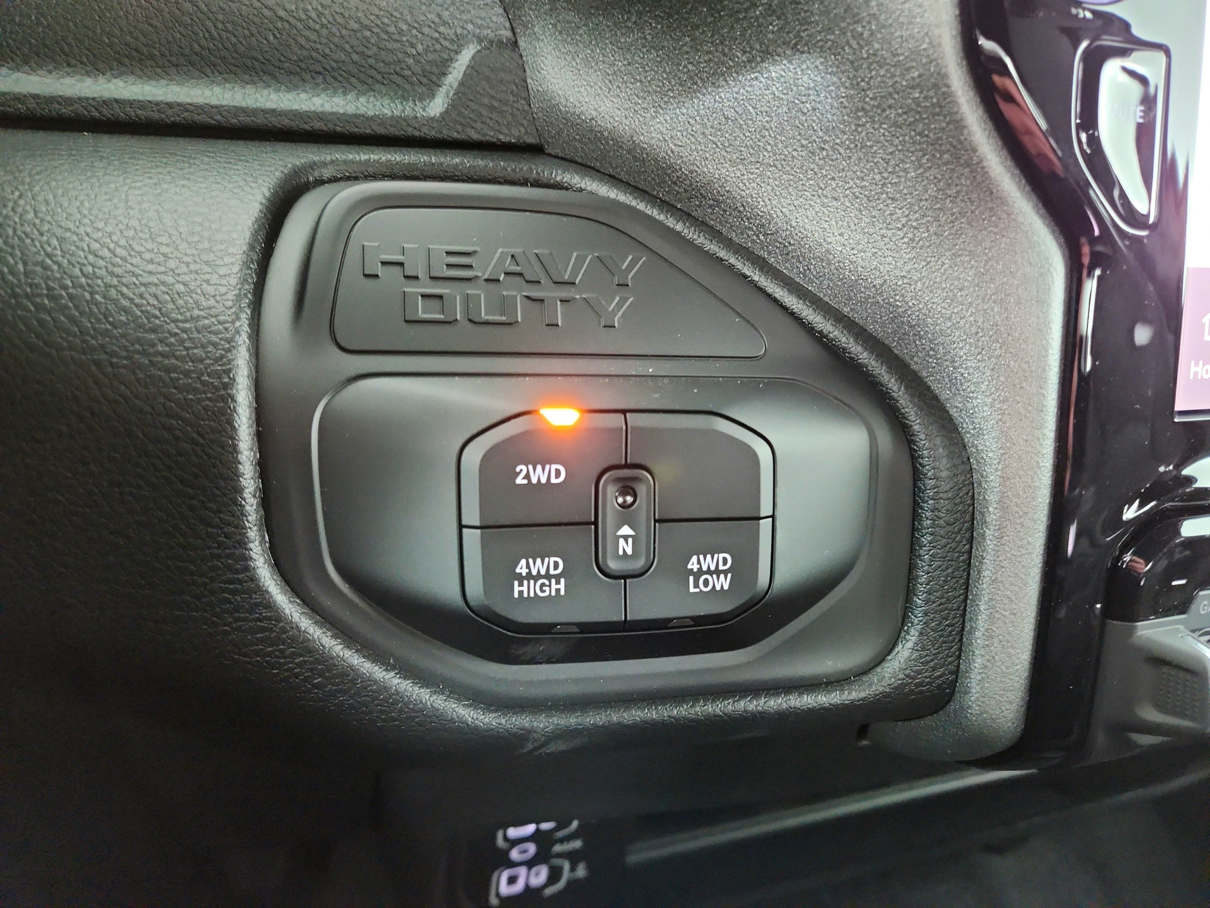 2026 RAM Ram 2500 RAM 2500 TRADESMAN CREW CAB 4X4 (149 IN WB 6 FT 4 IN BOX)