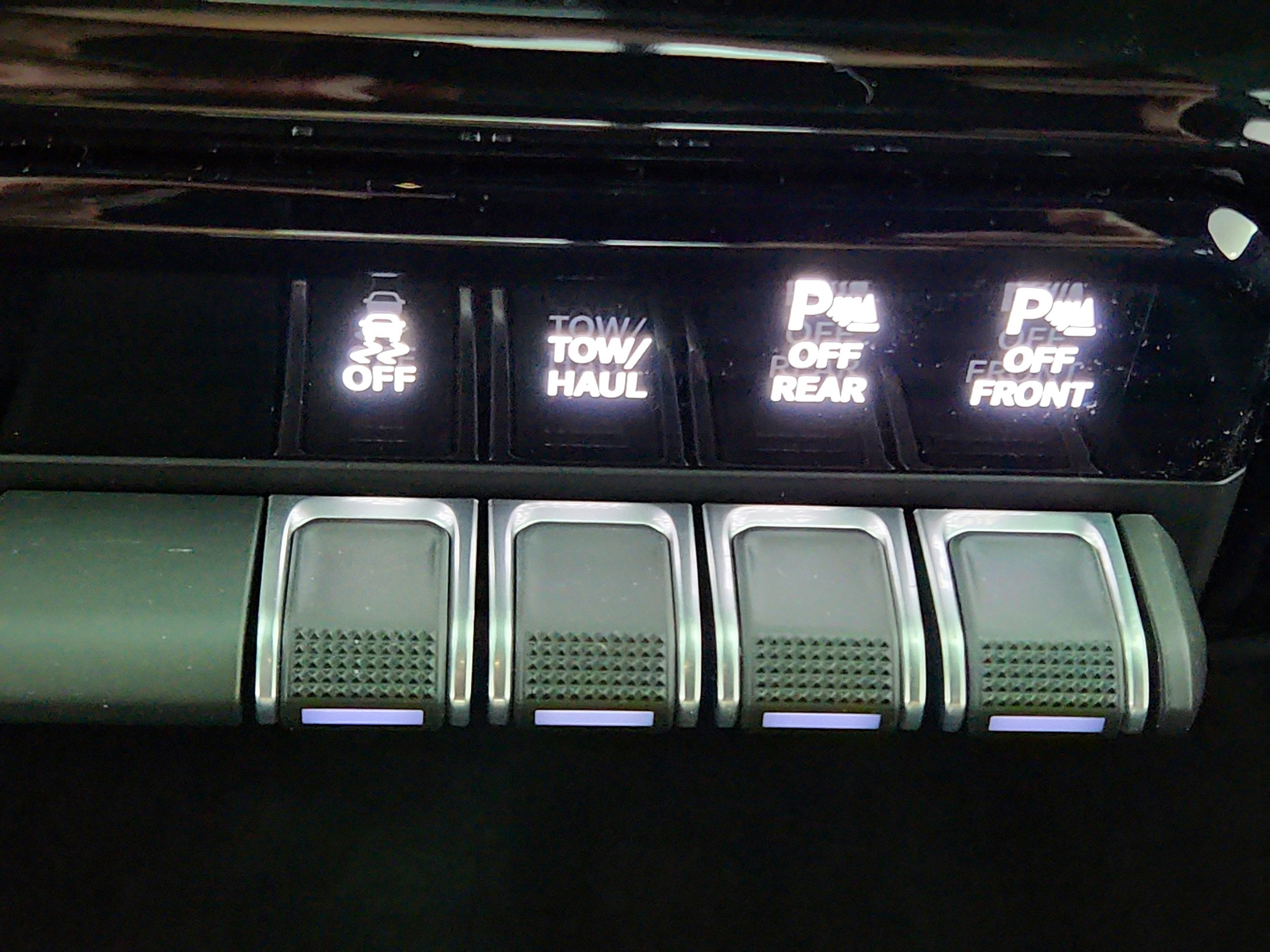 2026 RAM Ram 2500 RAM 2500 TRADESMAN CREW CAB 4X4 (149 IN WB 6 FT 4 IN BOX)