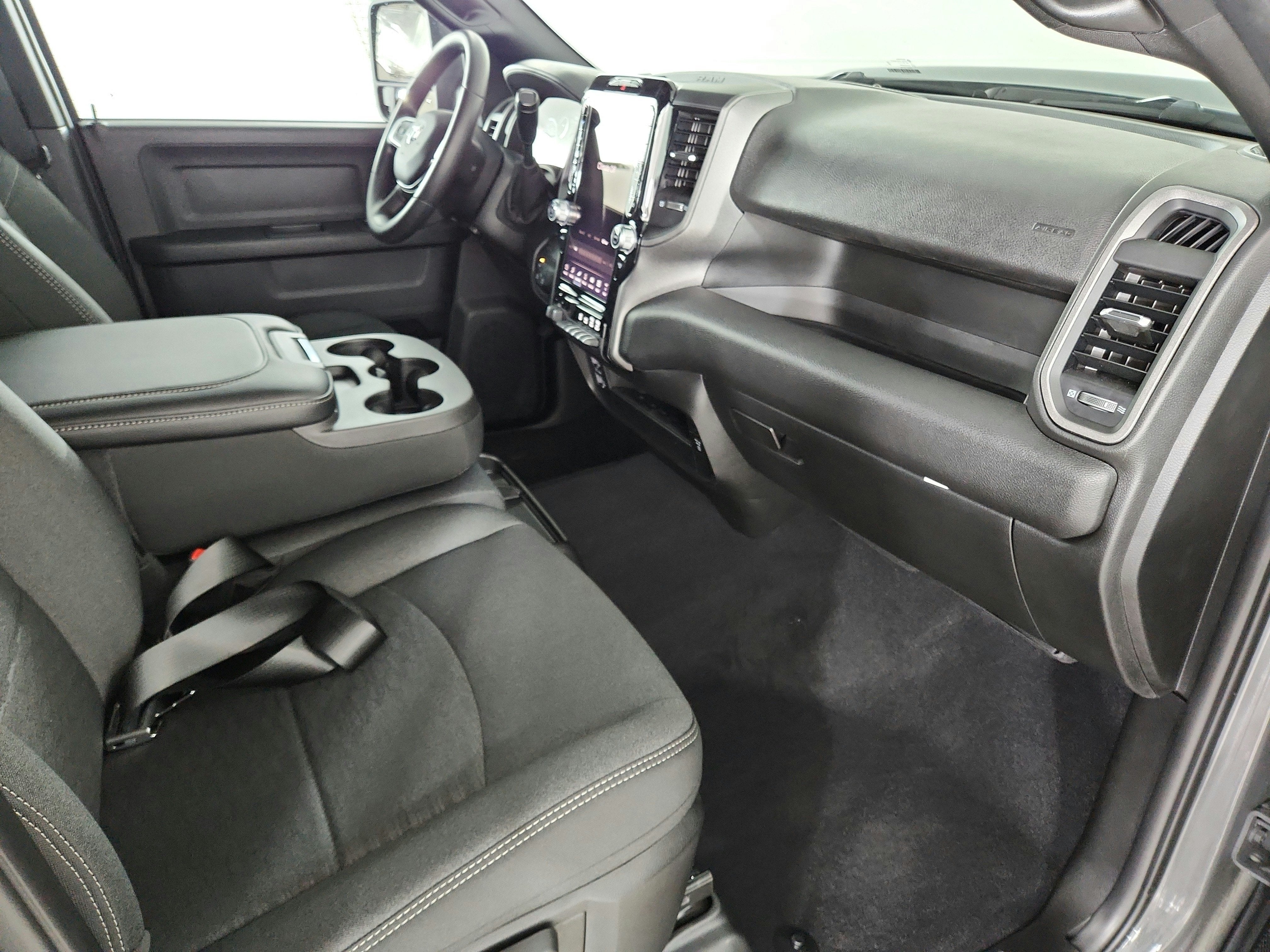 2027 RAM Ram 2500 Black Express 4x4 Crew Cab 6'4" Box