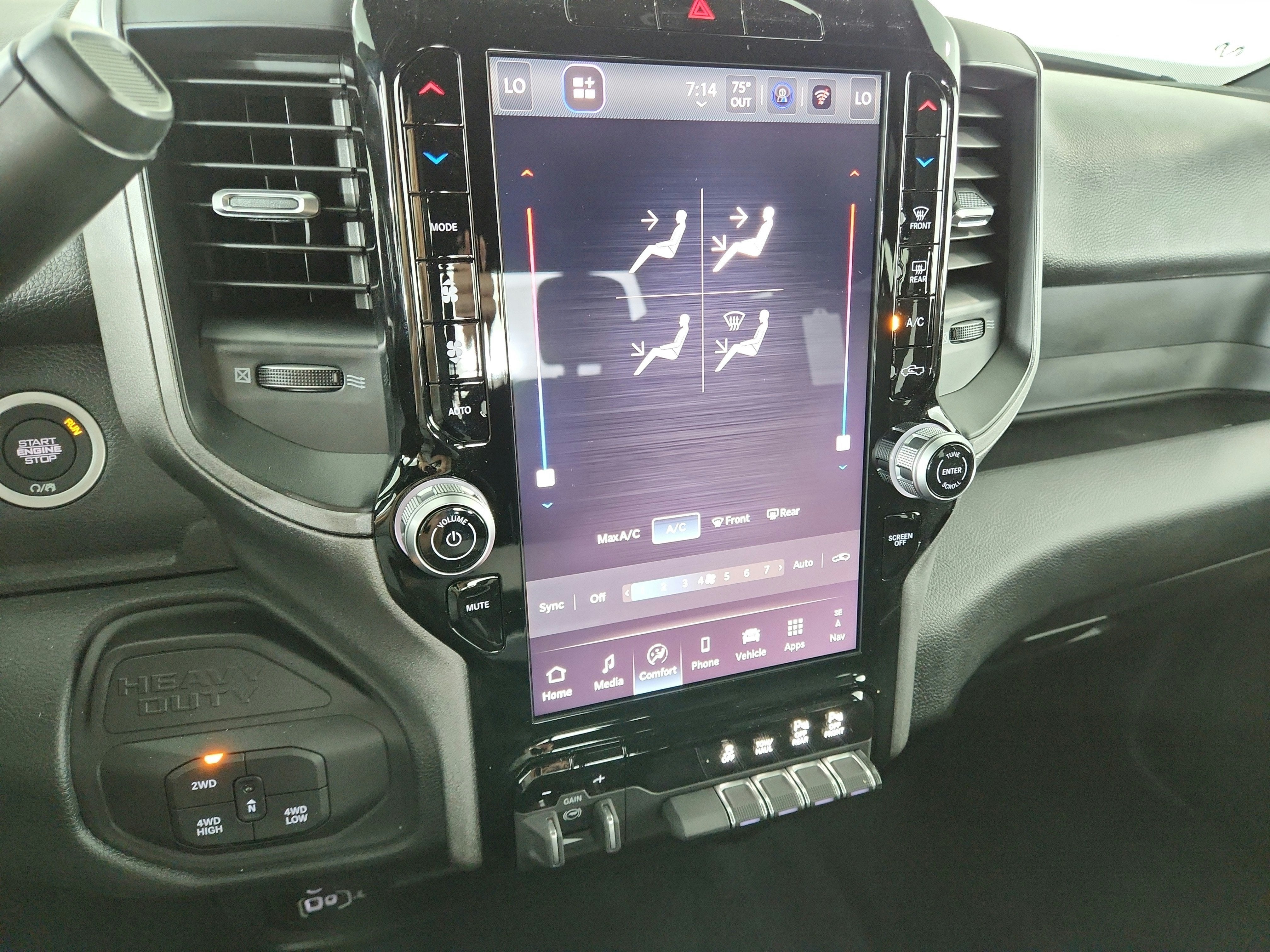 2026 RAM Ram 2500 Tradesman 4x4 Crew Cab 6'4" Box