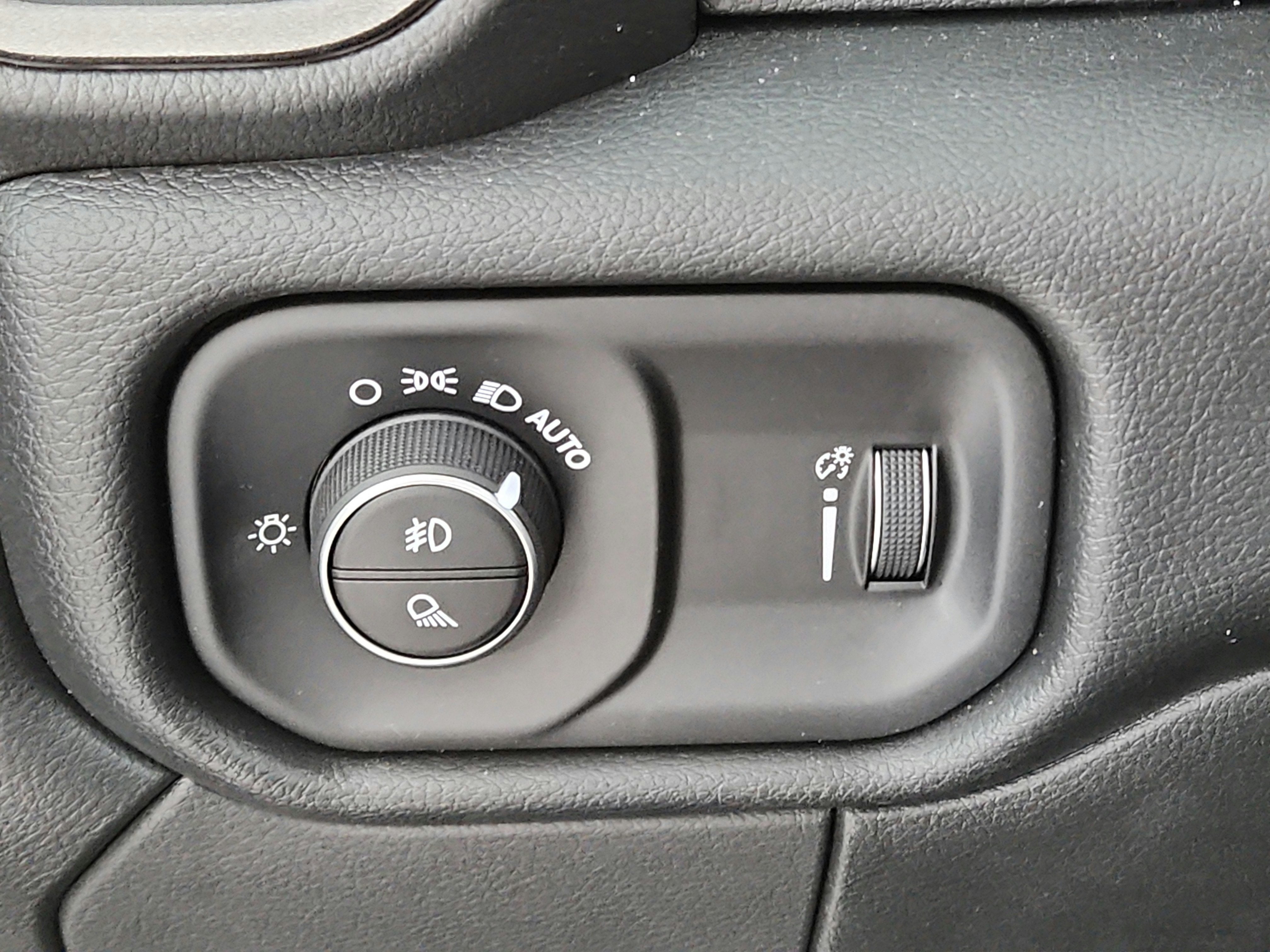 2026 RAM Ram 2500 Tradesman 4x4 Crew Cab 6'4" Box