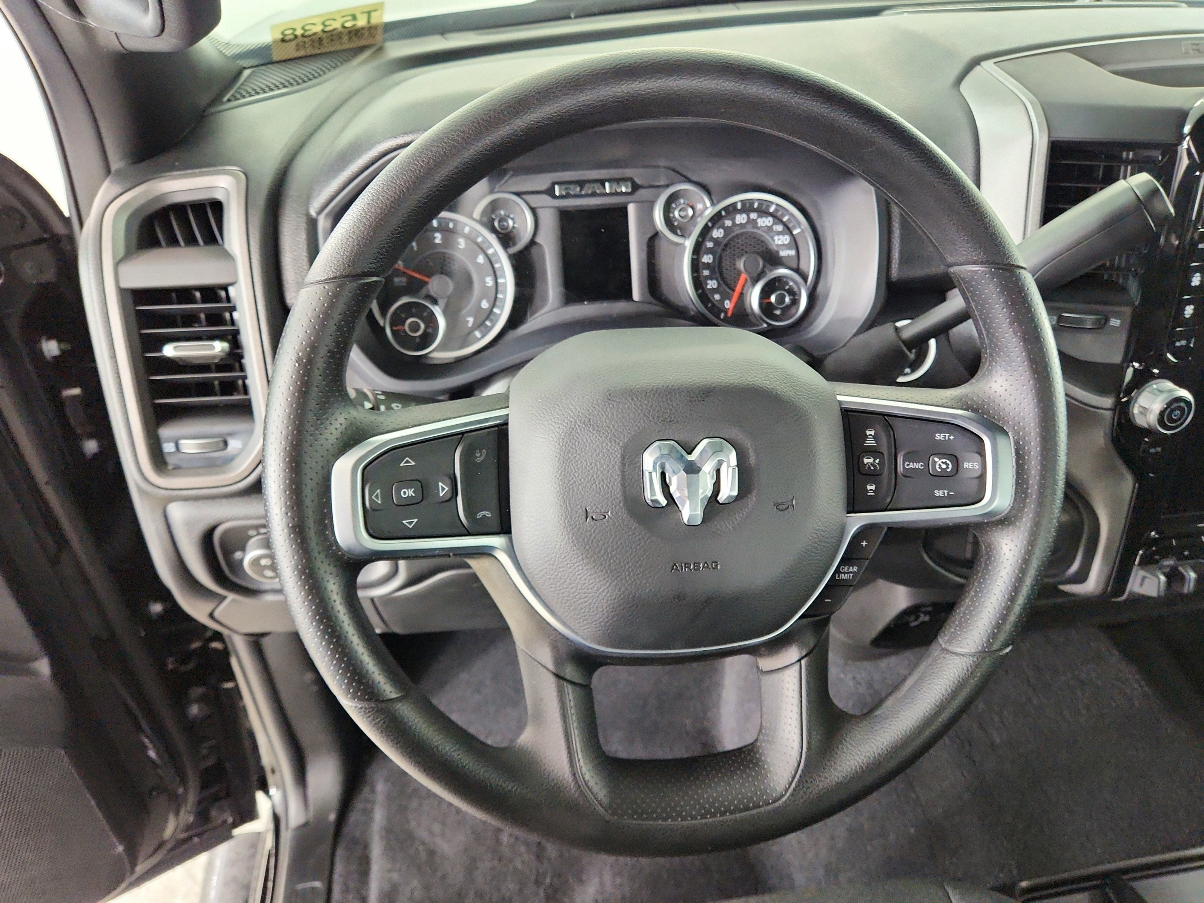 2026 RAM Ram 2500 RAM 2500 TRADESMAN CREW CAB 4X4 (149 IN WB 6 FT 4 IN BOX)