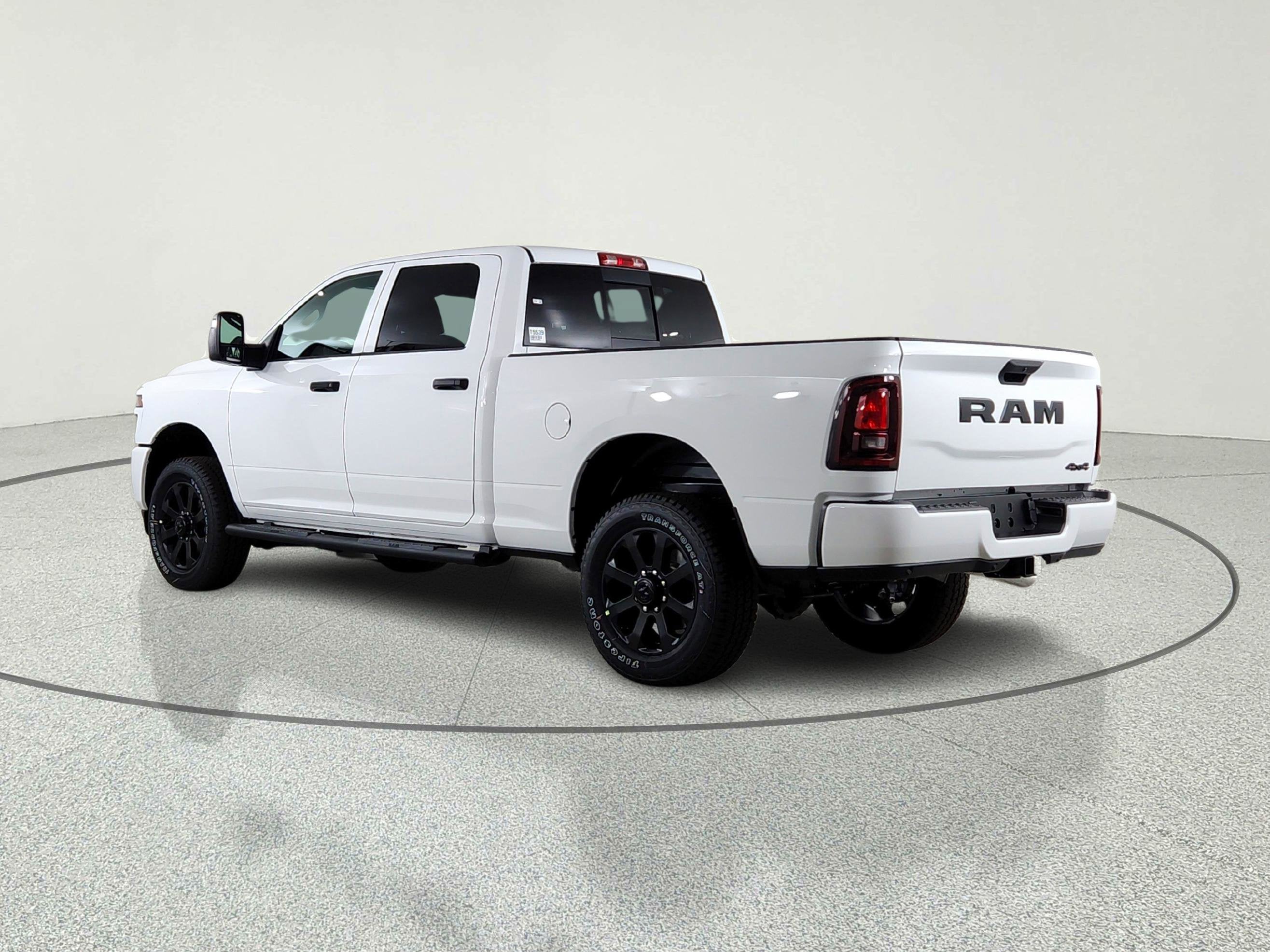2026 RAM Ram 2500 RAM 2500 TRADESMAN CREW CAB 4X4 (149 IN WB 6 FT 4 IN BOX)