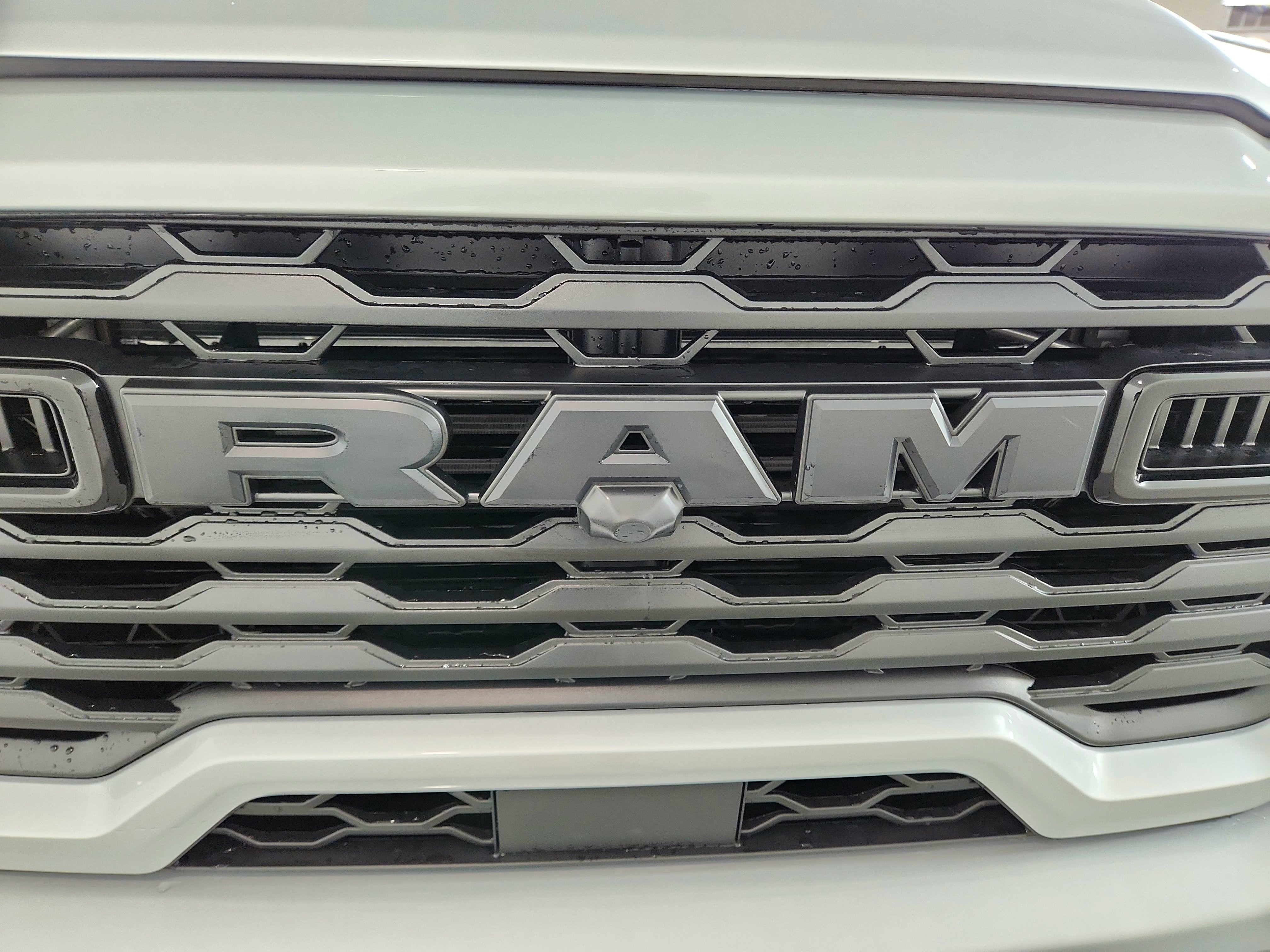 2026 RAM Ram 2500 RAM 2500 BIG HORN CREW CAB 4X4 (149 IN WB 6 FT 4 IN BOX)
