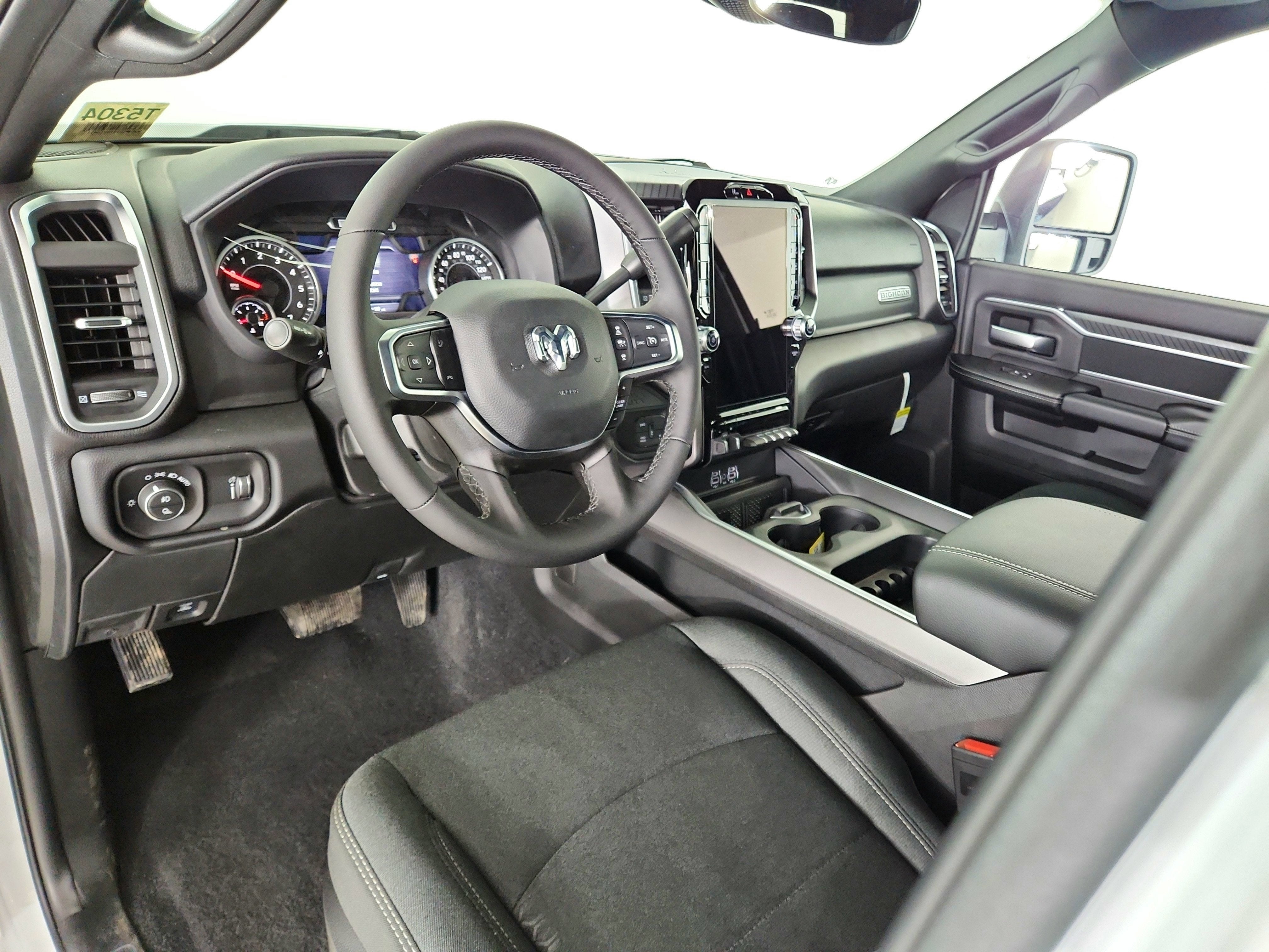 2026 RAM Ram 2500 RAM 2500 BIG HORN CREW CAB 4X4 (149 IN WB 6 FT 4 IN BOX)