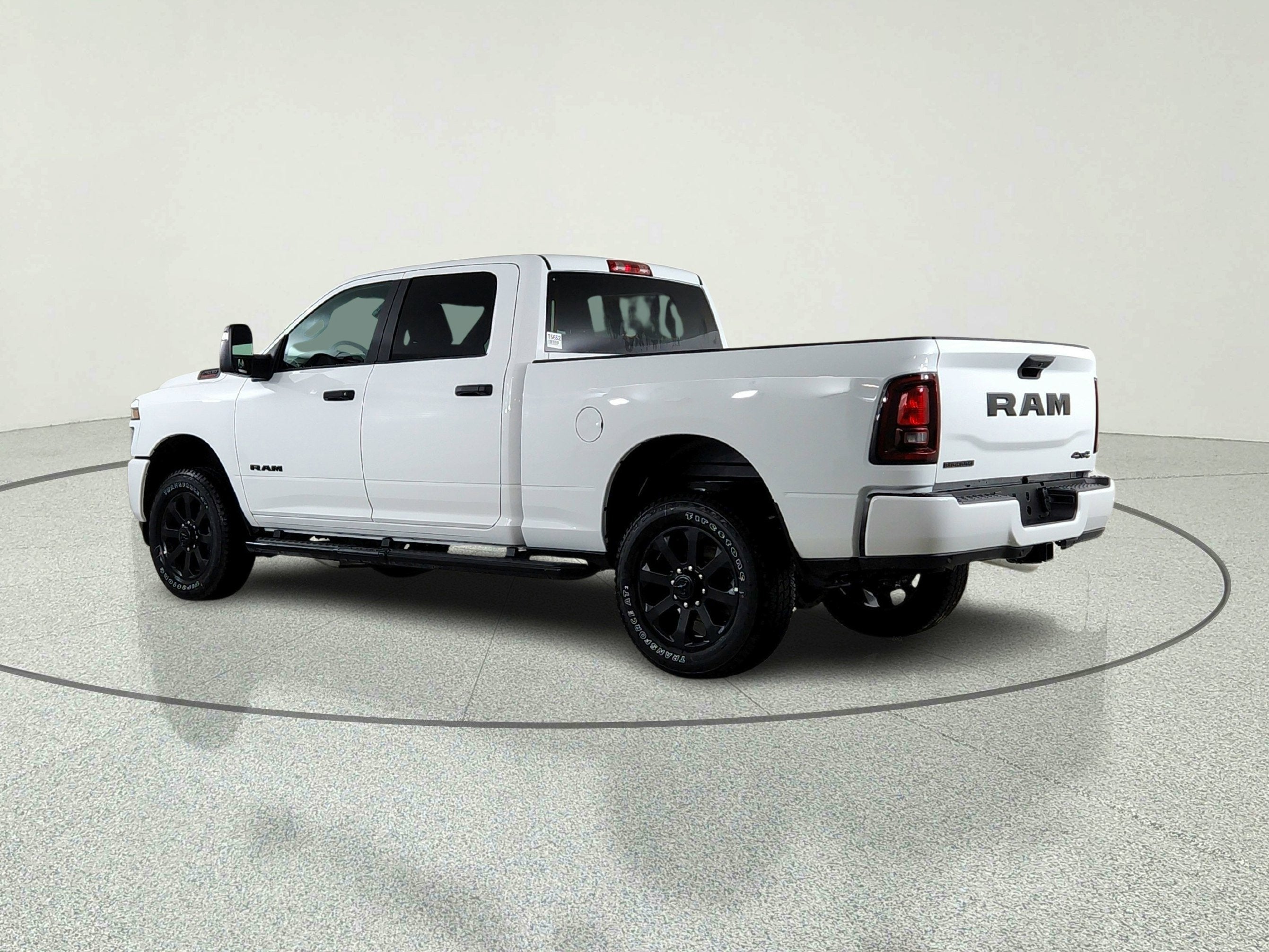 2026 RAM Ram 2500 RAM 2500 BIG HORN CREW CAB 4X4 (149 IN WB 6 FT 4 IN BOX)