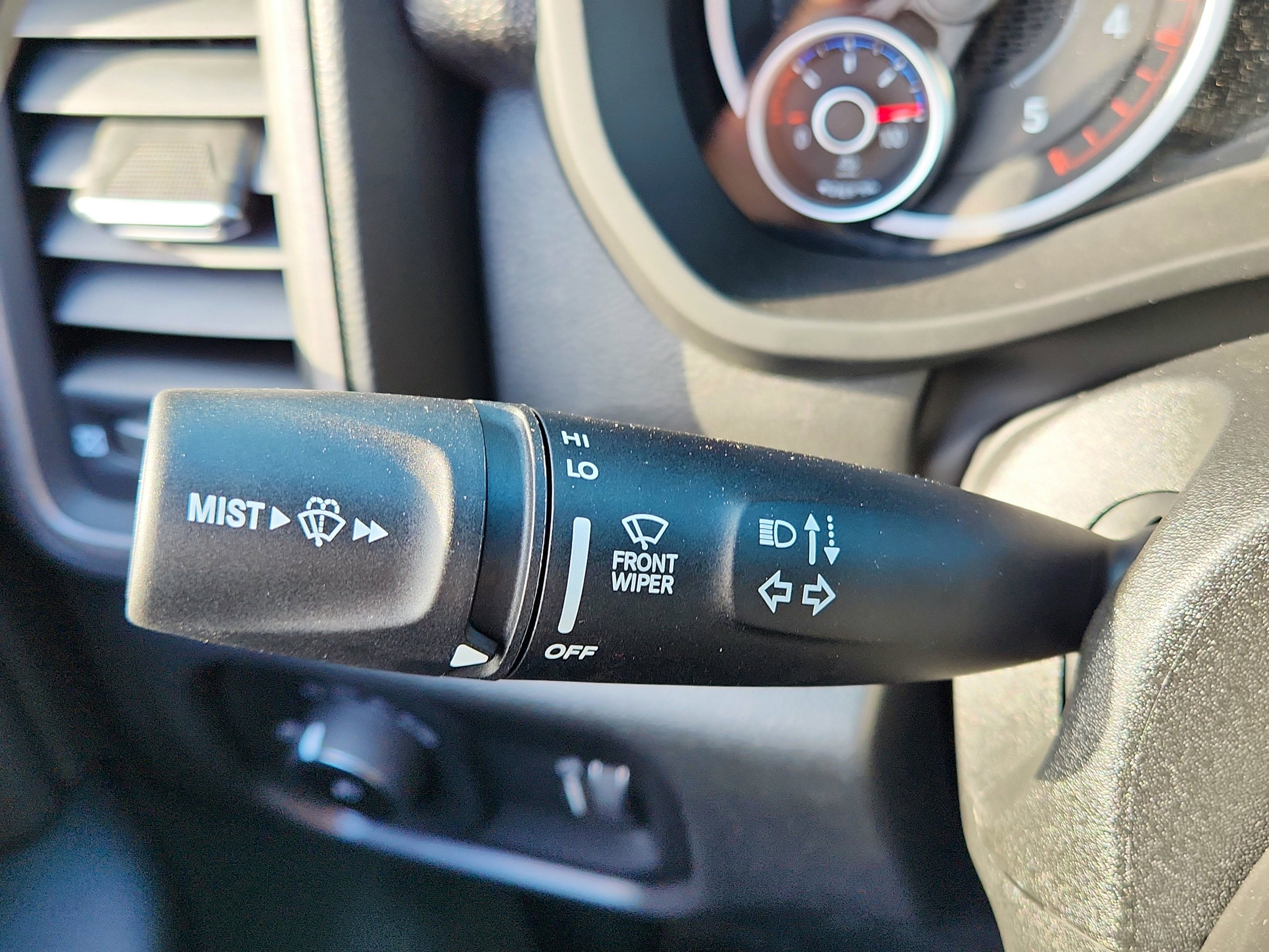 2026 RAM Ram 3500 Chassis Cab RAM 3500 REG CAB CHASSIS 4X4 (143.5 IN WB - CA OF 60 IN)