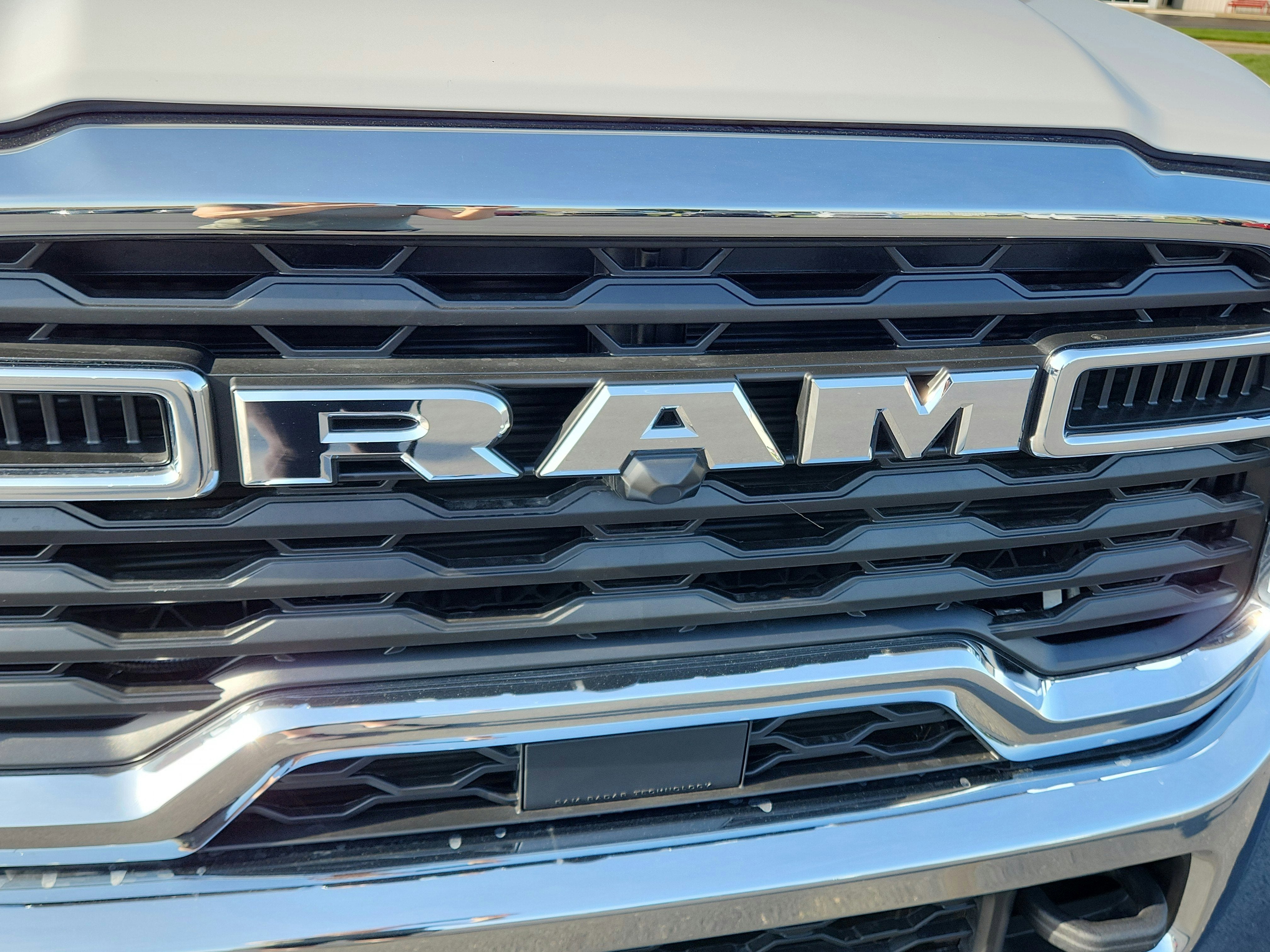 2026 RAM Ram 3500 Chassis Cab RAM 3500 REG CAB CHASSIS 4X4 (167.5 IN WB - CA OF 84 IN)