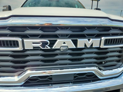 2026 RAM Ram 3500 Chassis Cab RAM 3500 CREW CAB CHASSIS 4X4 (172.4 IN WB - CA OF 60 IN)