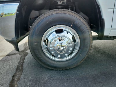 2026 RAM Ram 3500 Chassis Cab RAM 3500 CREW CAB CHASSIS 4X4 (172.4 IN WB - CA OF 60 IN)