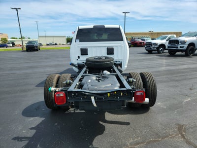 2026 RAM Ram 3500 Chassis Cab RAM 3500 CREW CAB CHASSIS 4X4 (172.4 IN WB - CA OF 60 IN)