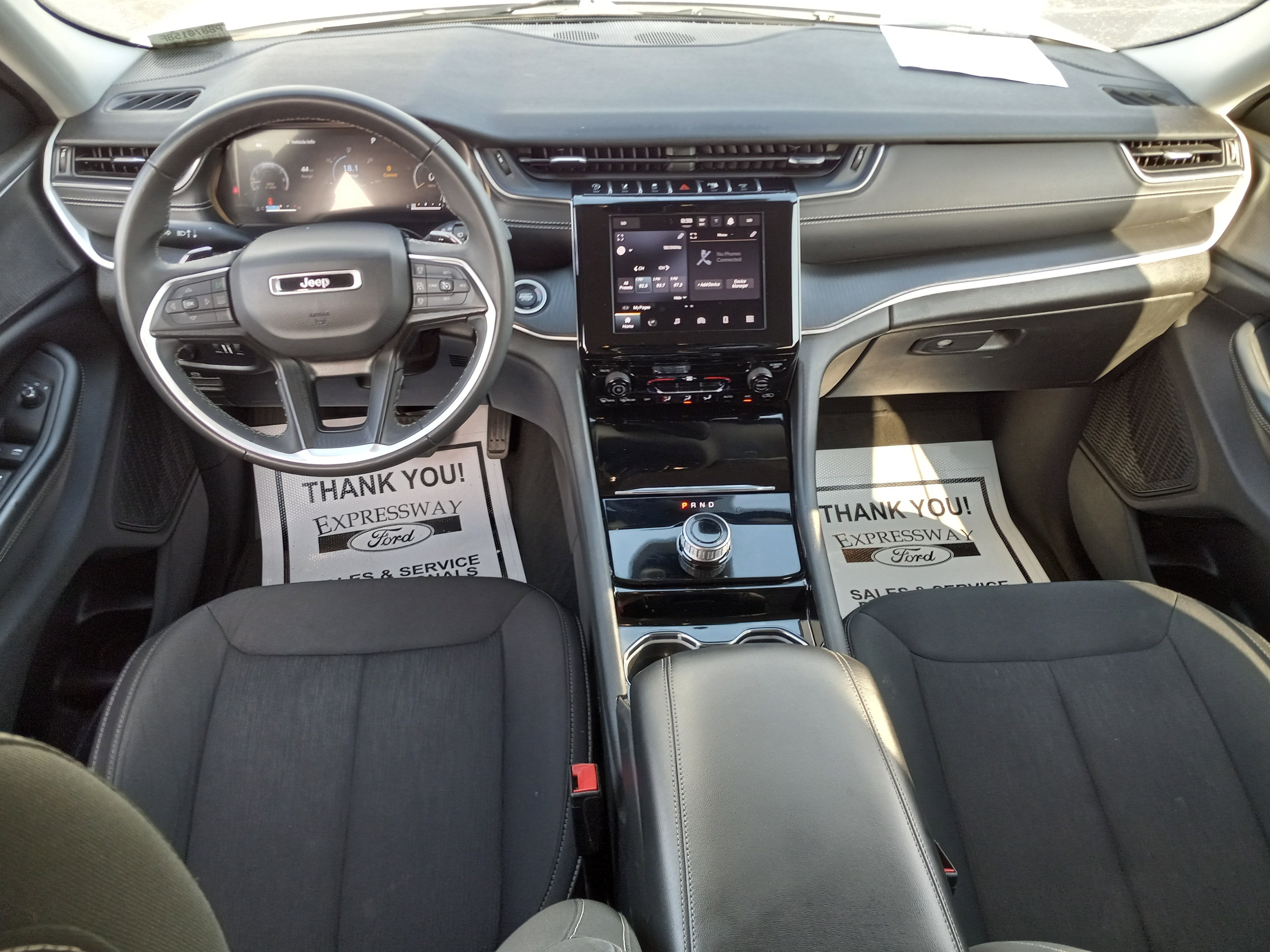 2023 Jeep Grand Cherokee L Laredo