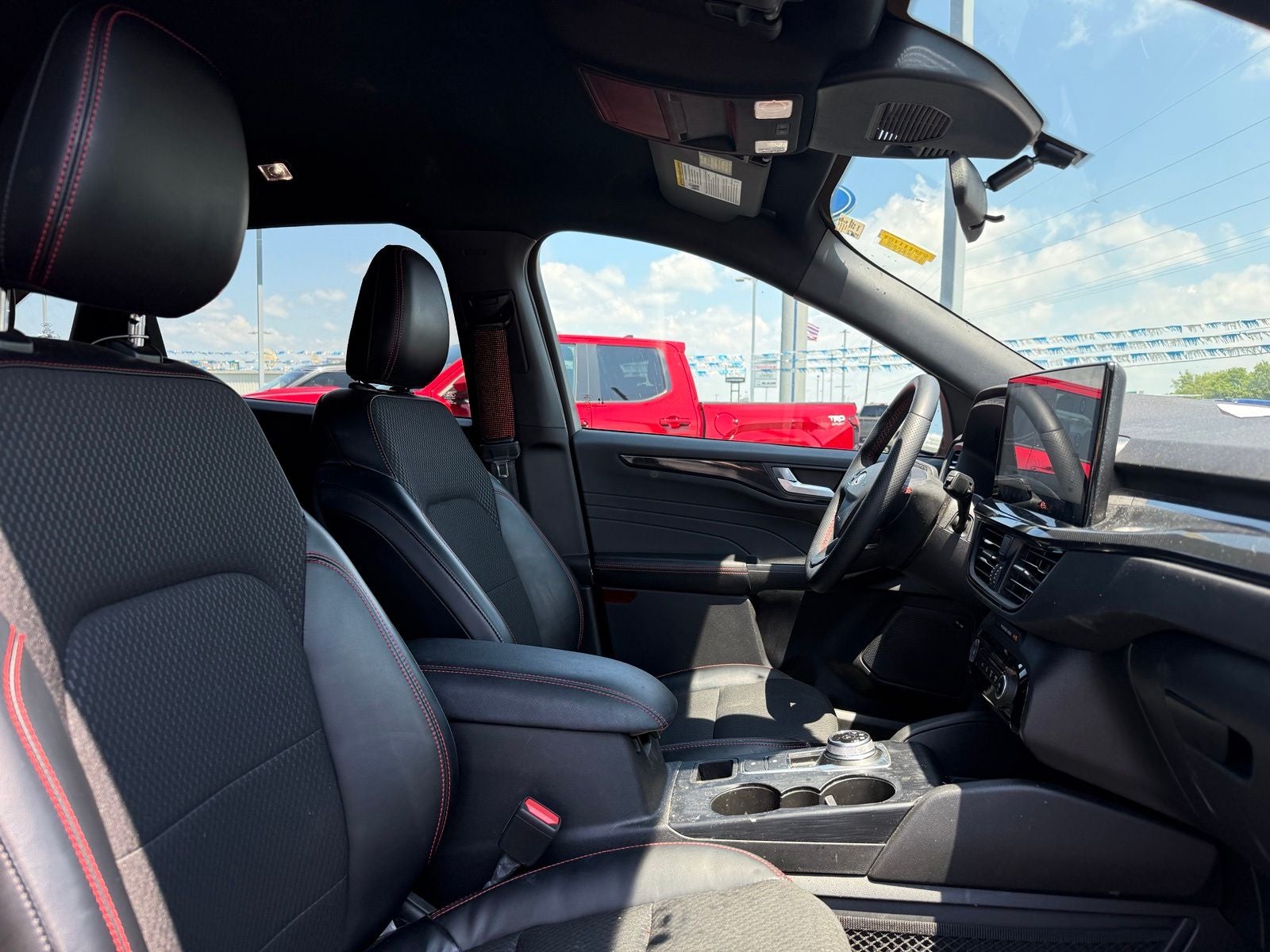 2023 Ford Escape ST-Line Select