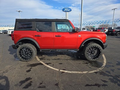 2023 Ford Bronco Base