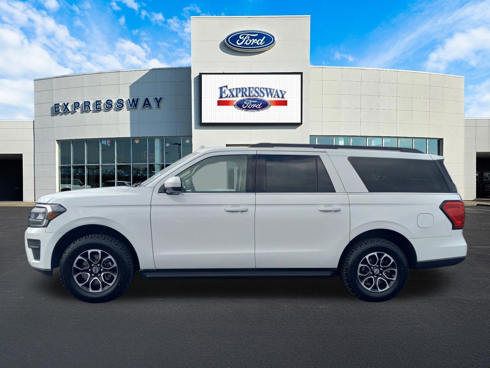 2024 Ford Expedition Max XLT