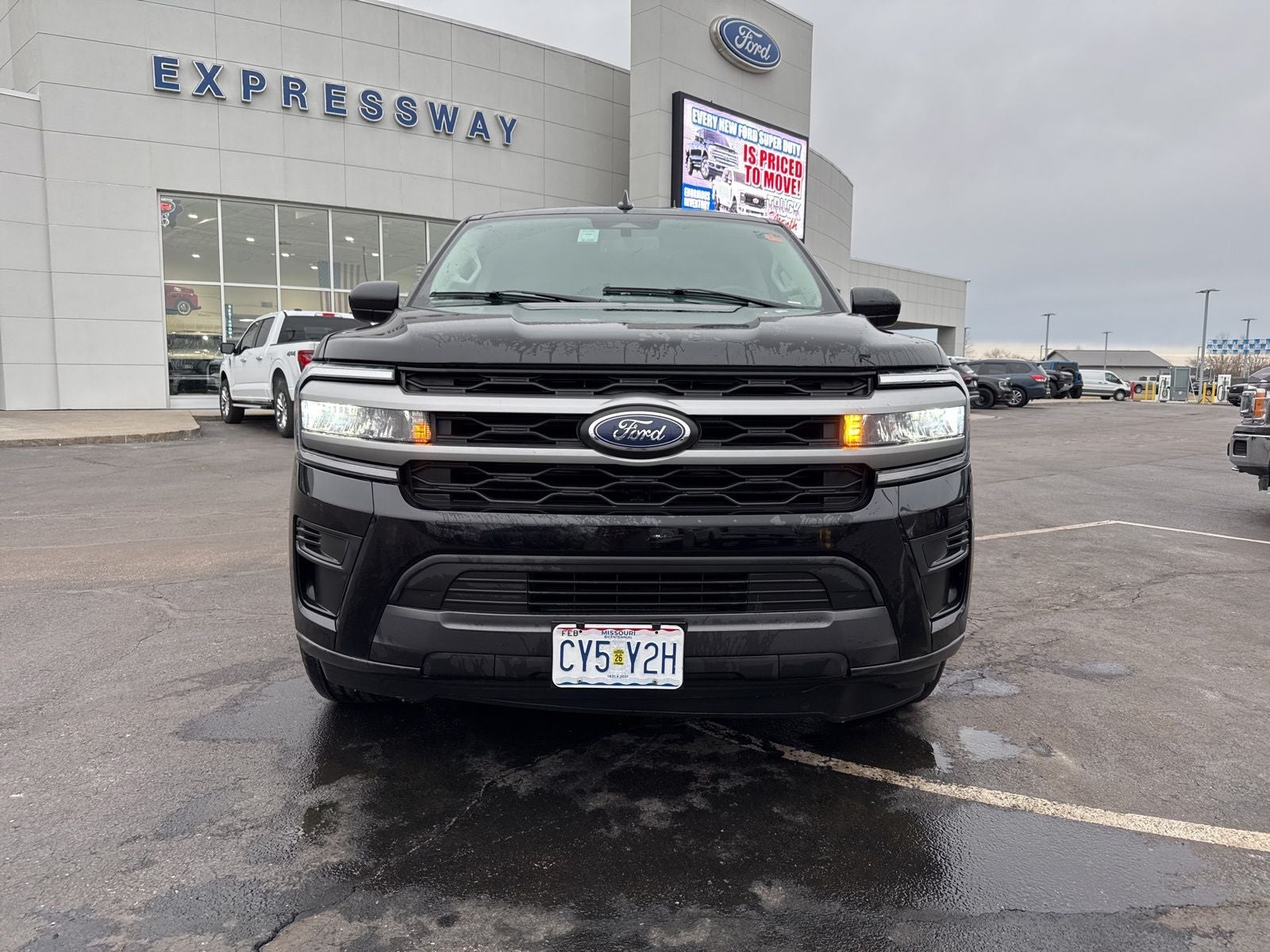 2024 Ford Expedition XLT