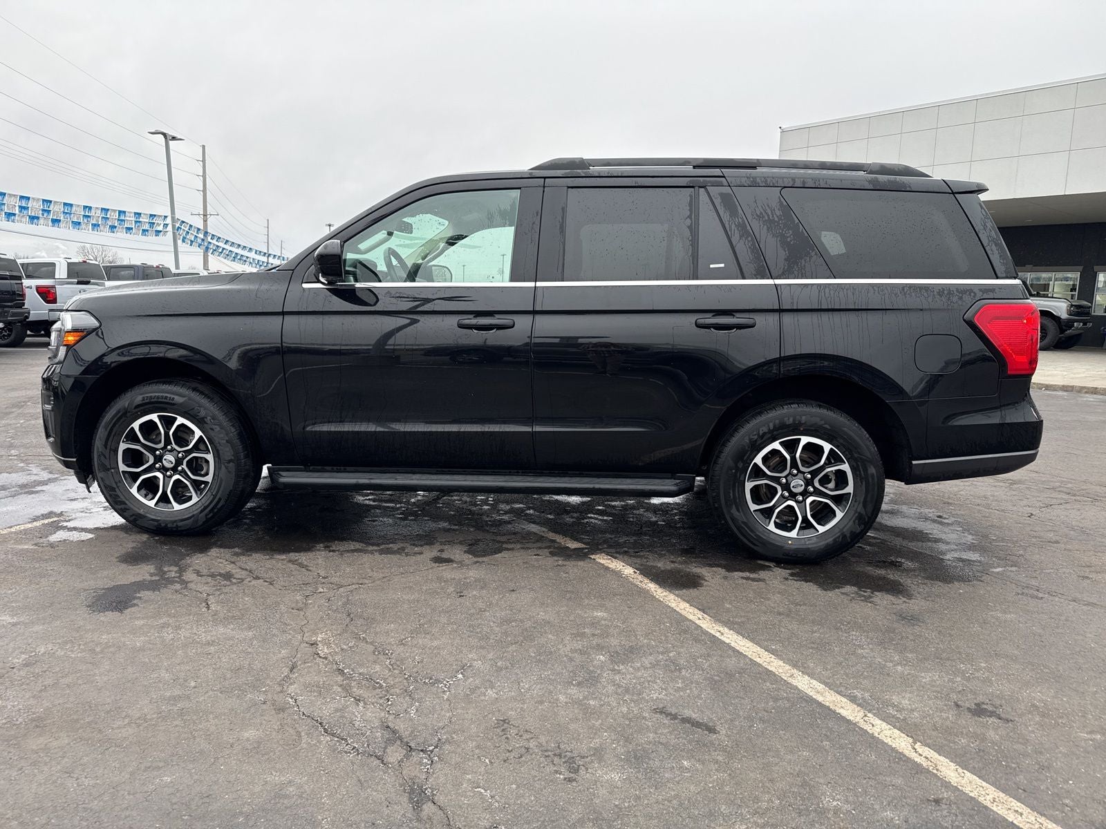 2024 Ford Expedition XLT