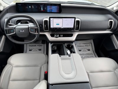 2025 Ford Expedition Active