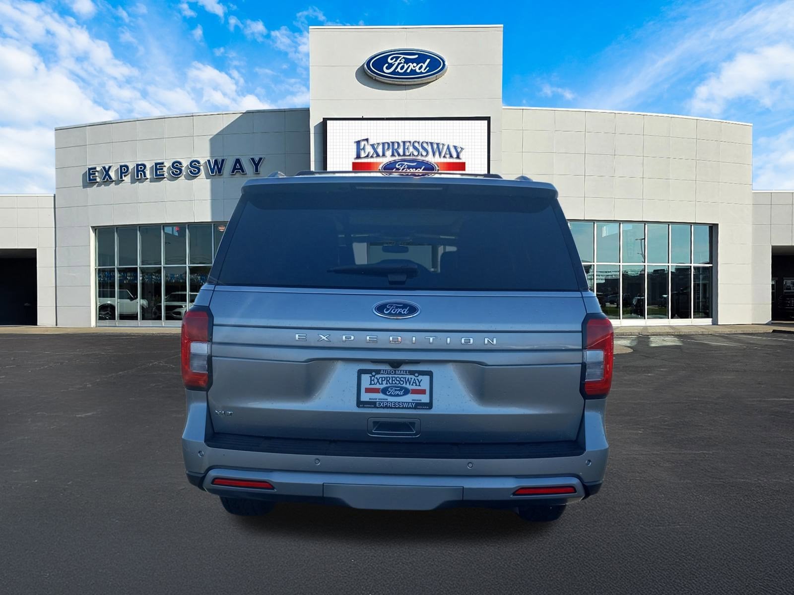 2024 Ford Expedition XLT