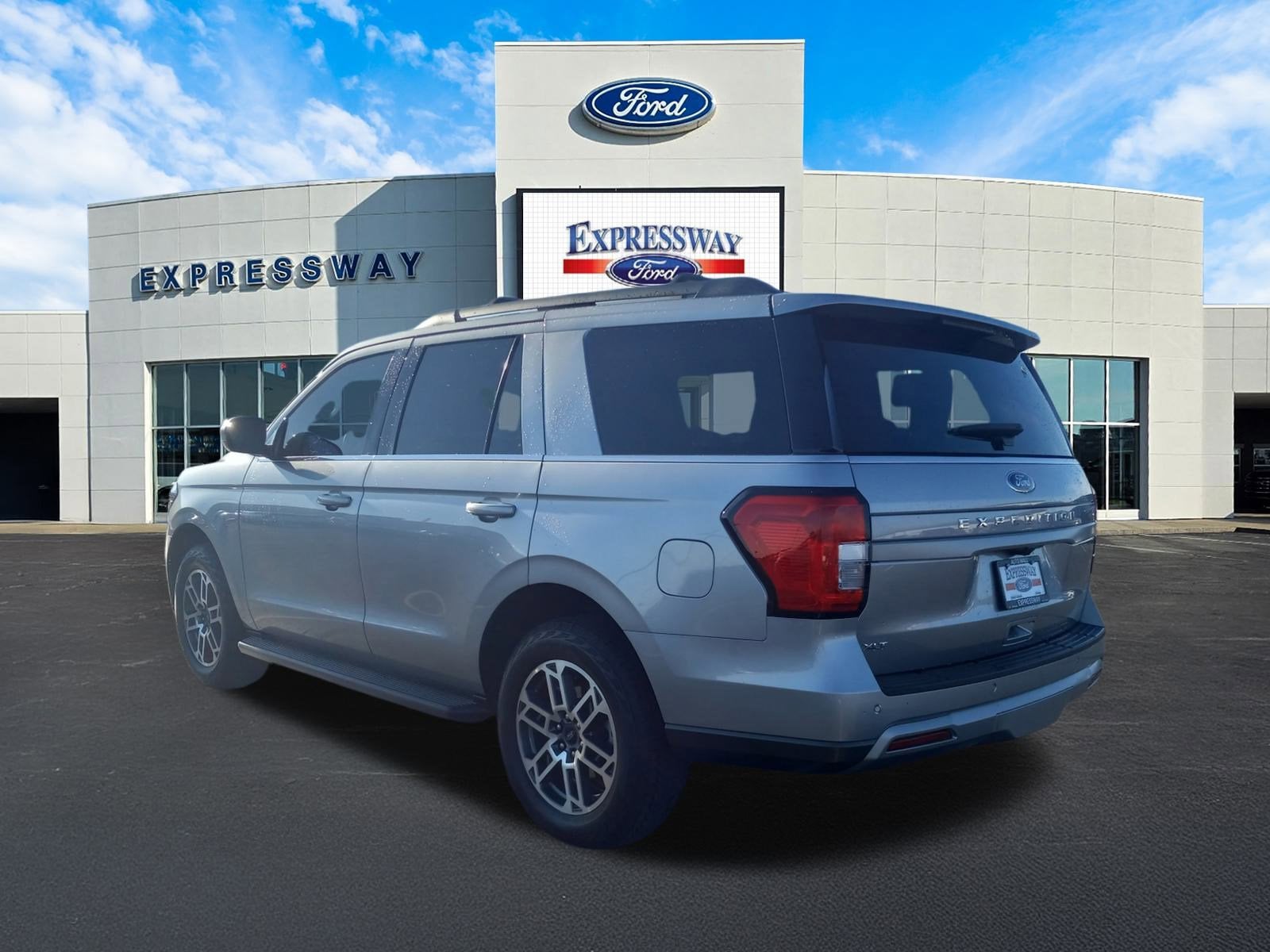 2024 Ford Expedition XLT